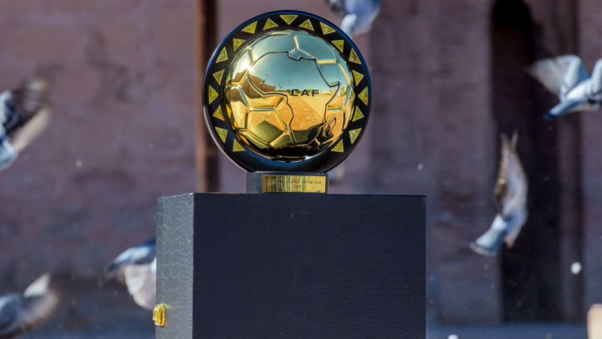 مجسم جائزة الأفضل في أفريقيا