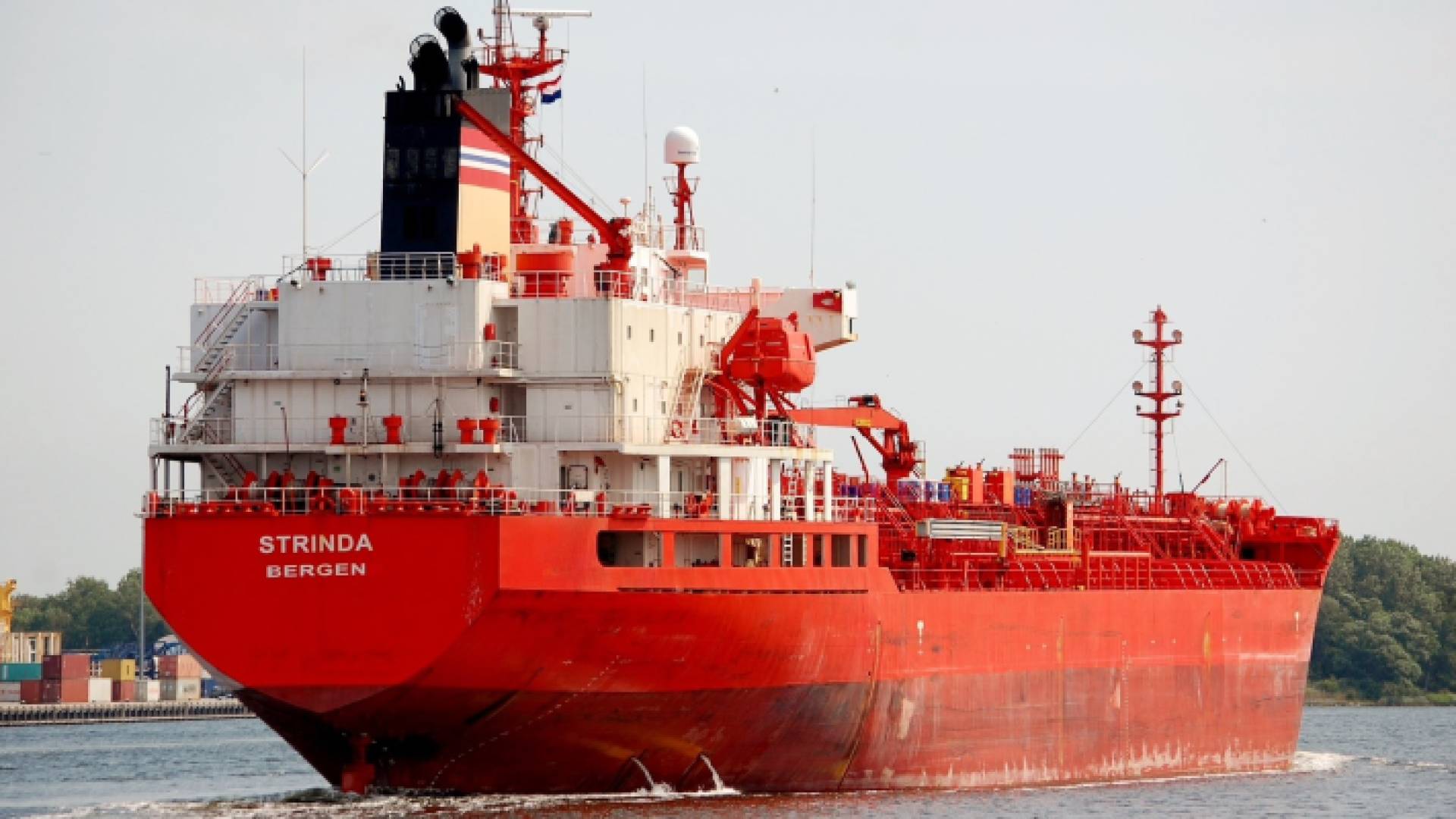 باخرة ستريندا النرويجية التي أعلنت قوات الحوثي استهدافها