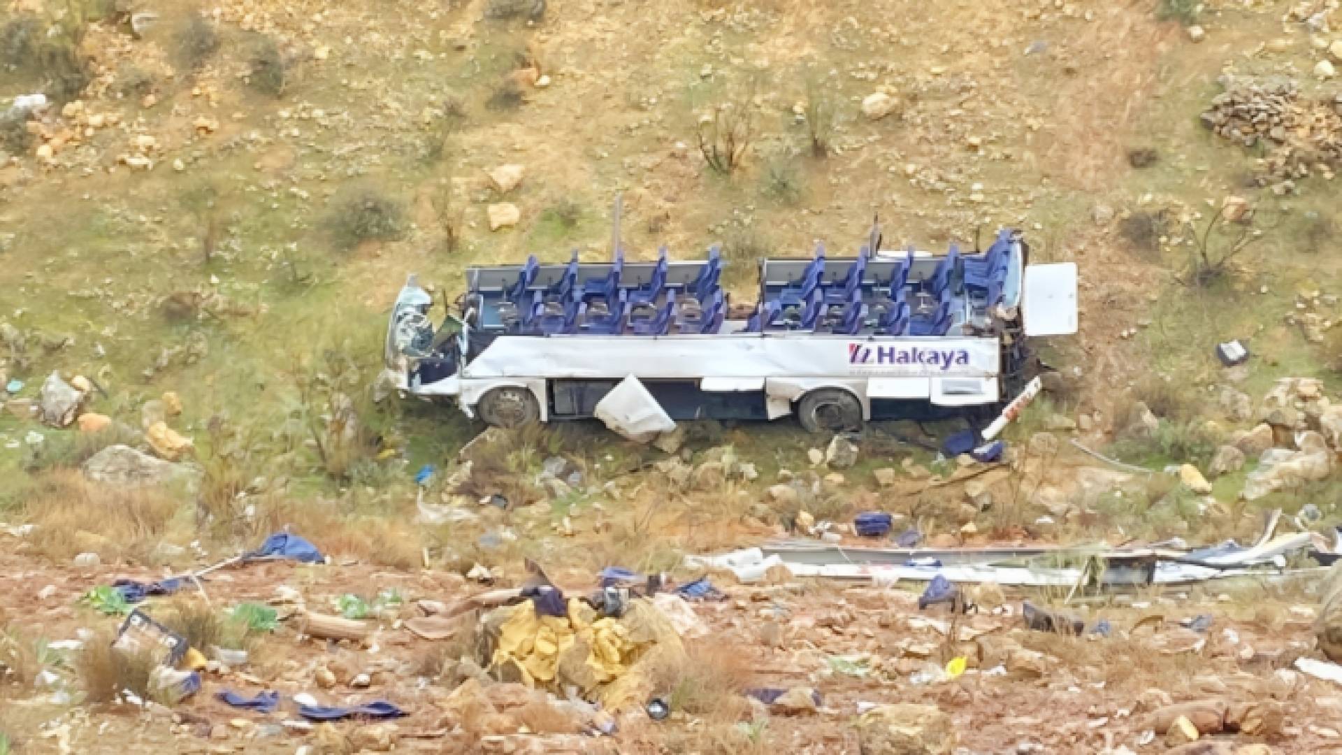 الحافلة التي تدهورت على طريق سلحوب