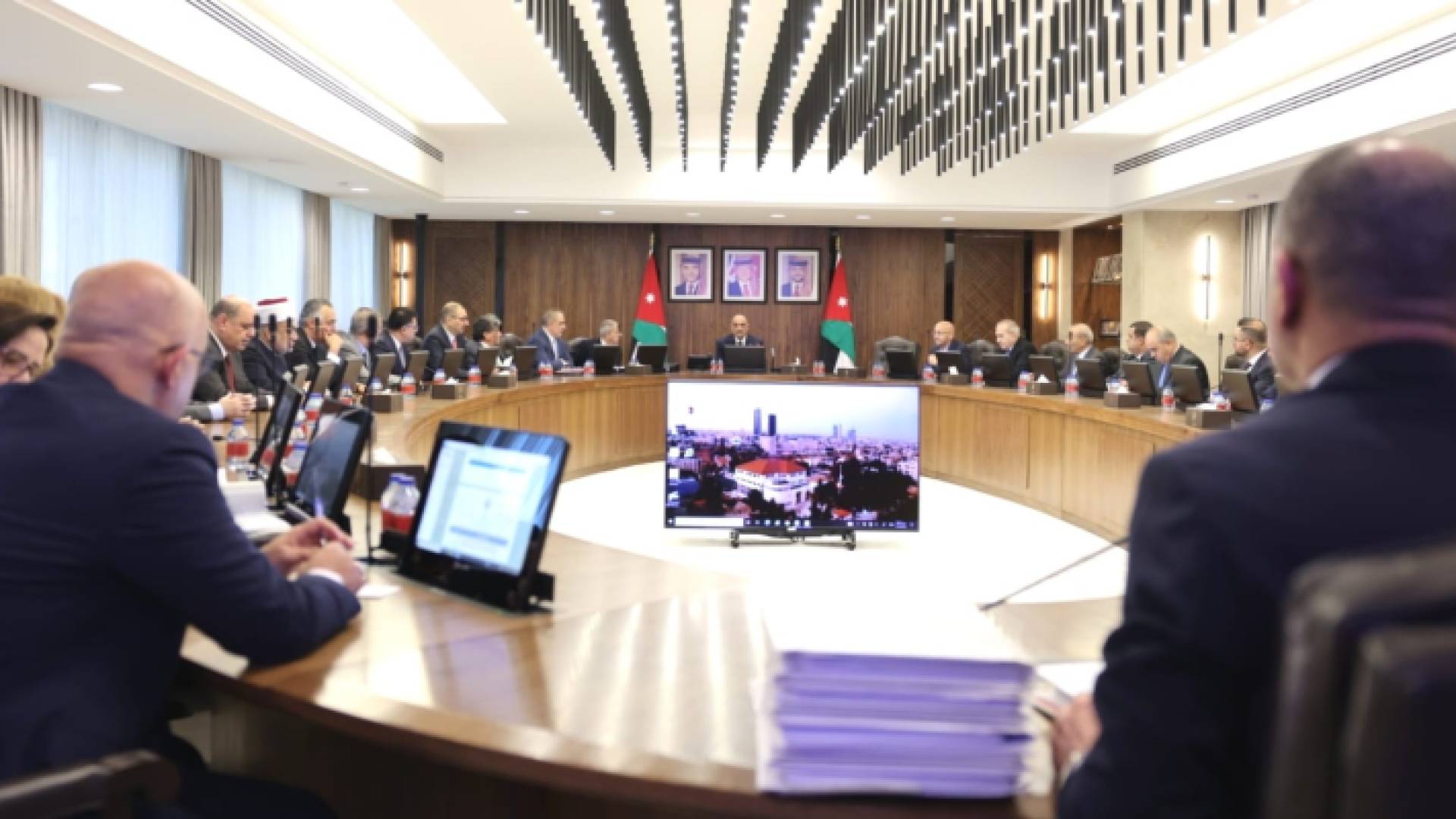 جانب من جلسة مجلس الوزراء