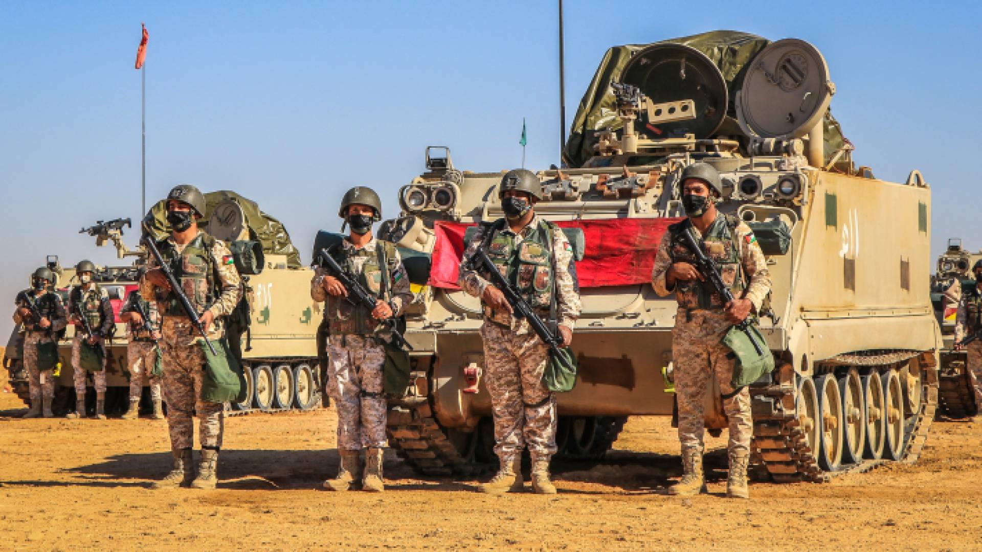 أفراد من الجيش العربي