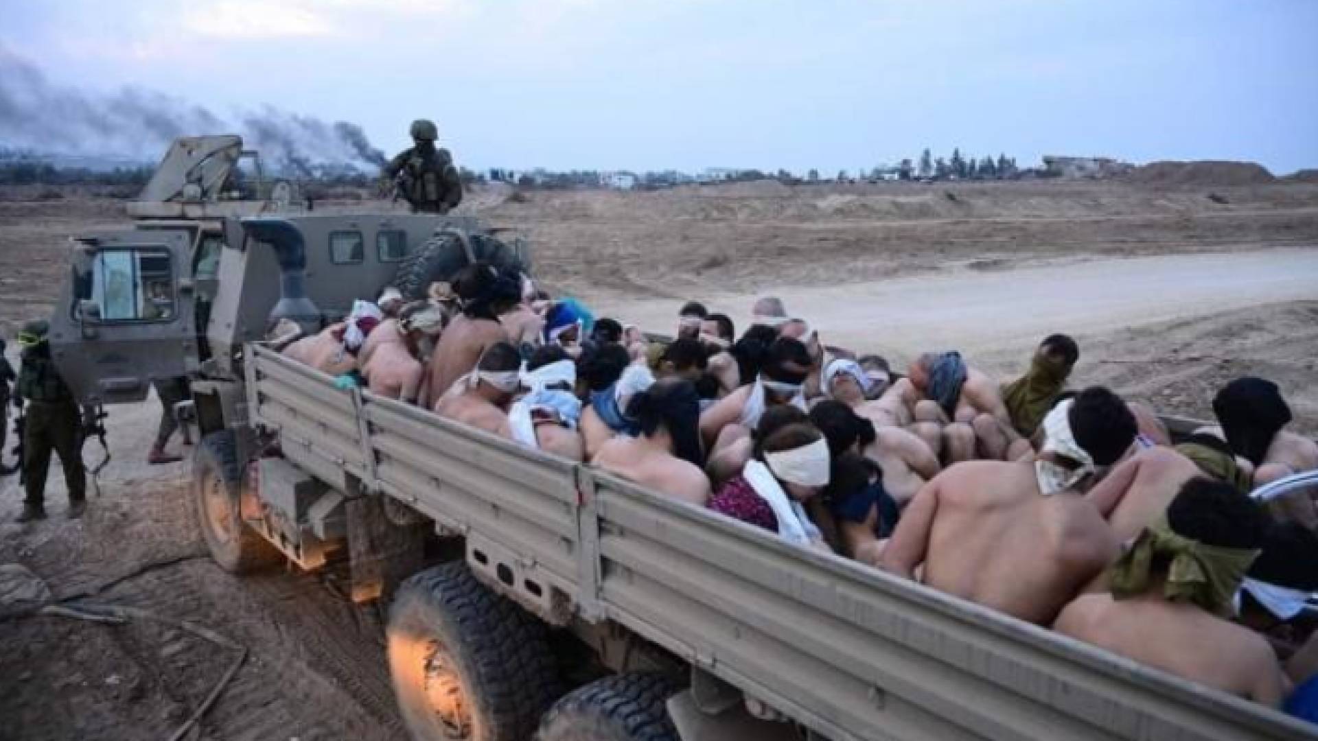 أسرى فلسطينيين اعتقلهم الاحتلال من غزة