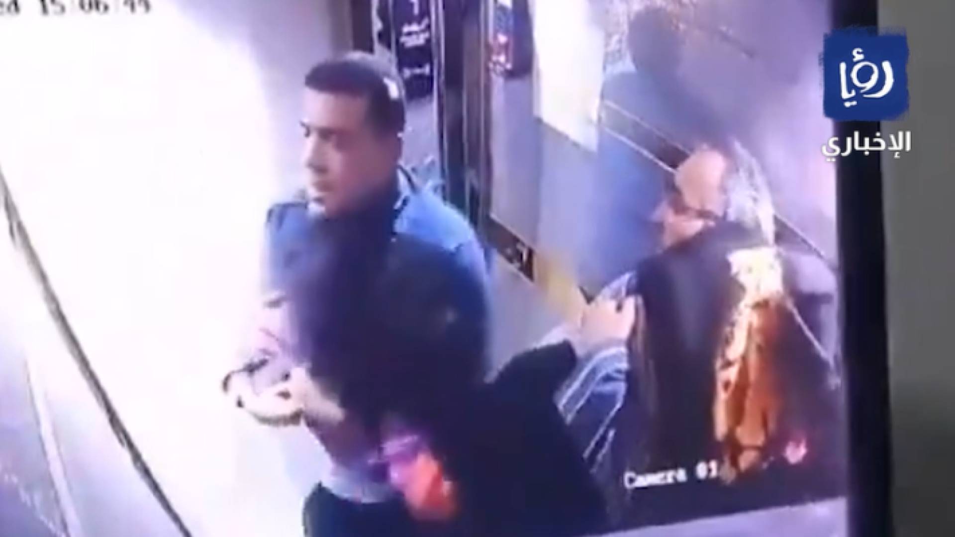 لقطة من الفيديو لخطف فتاتين