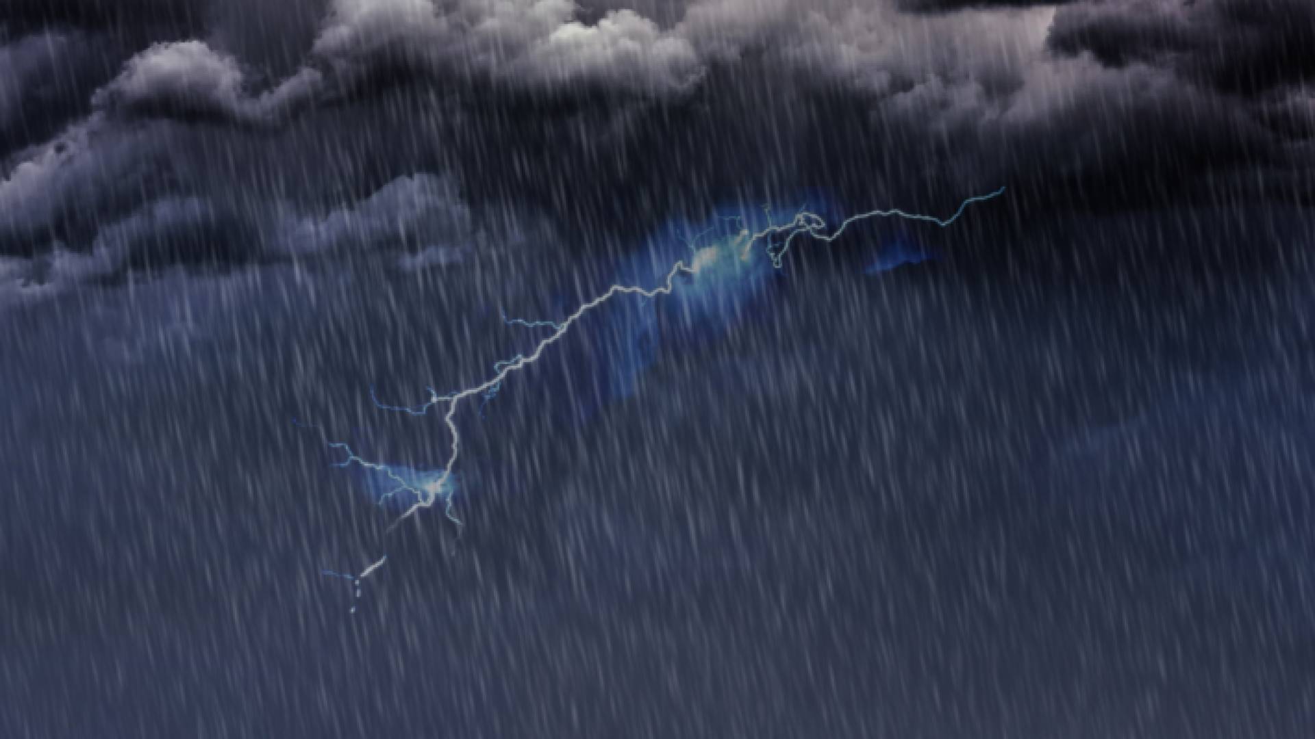 برق وأمطار غزيرة