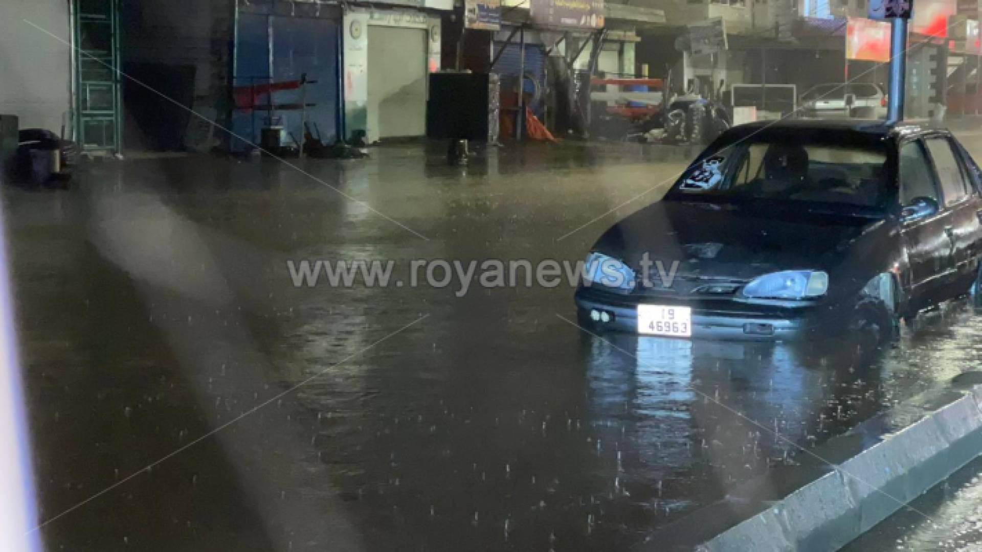 ارتفاع منسوب المياه على طريق اربد عجلون