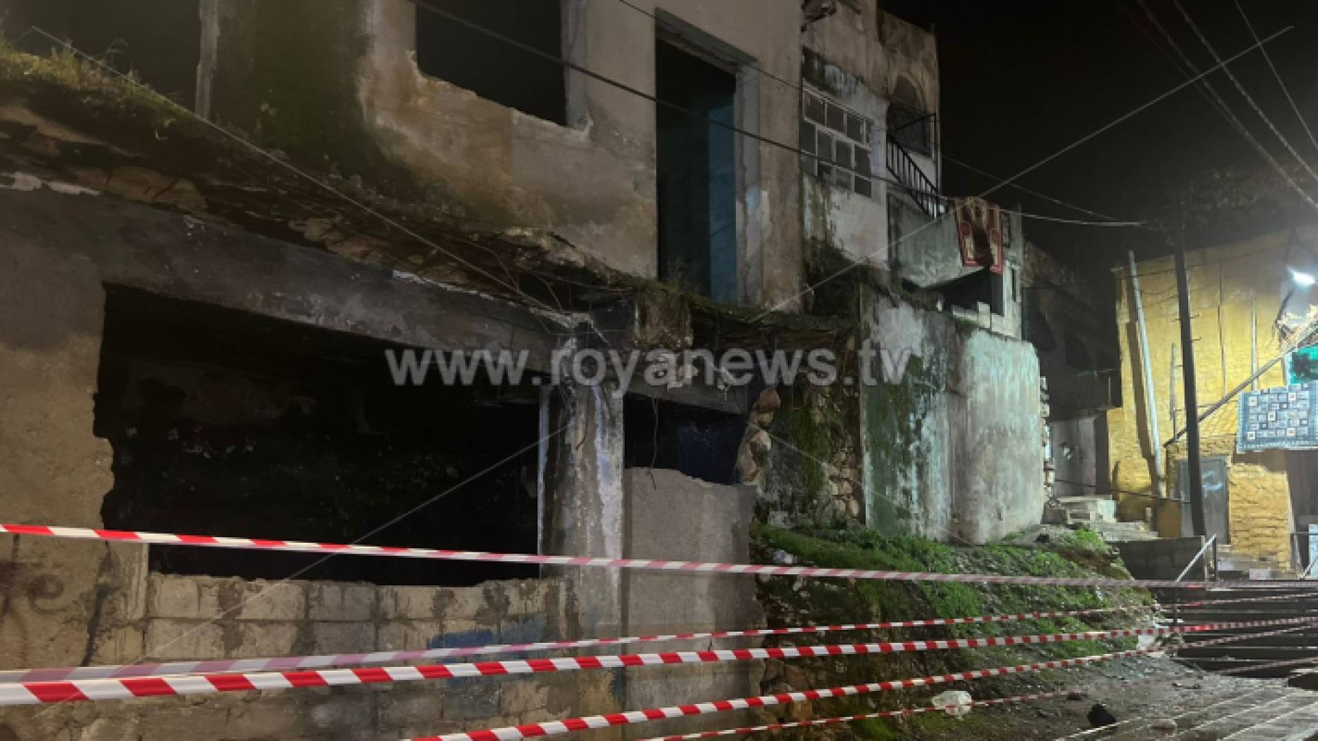 المبنى القدسم الذي تعرض لانهيار جزئي في جرش