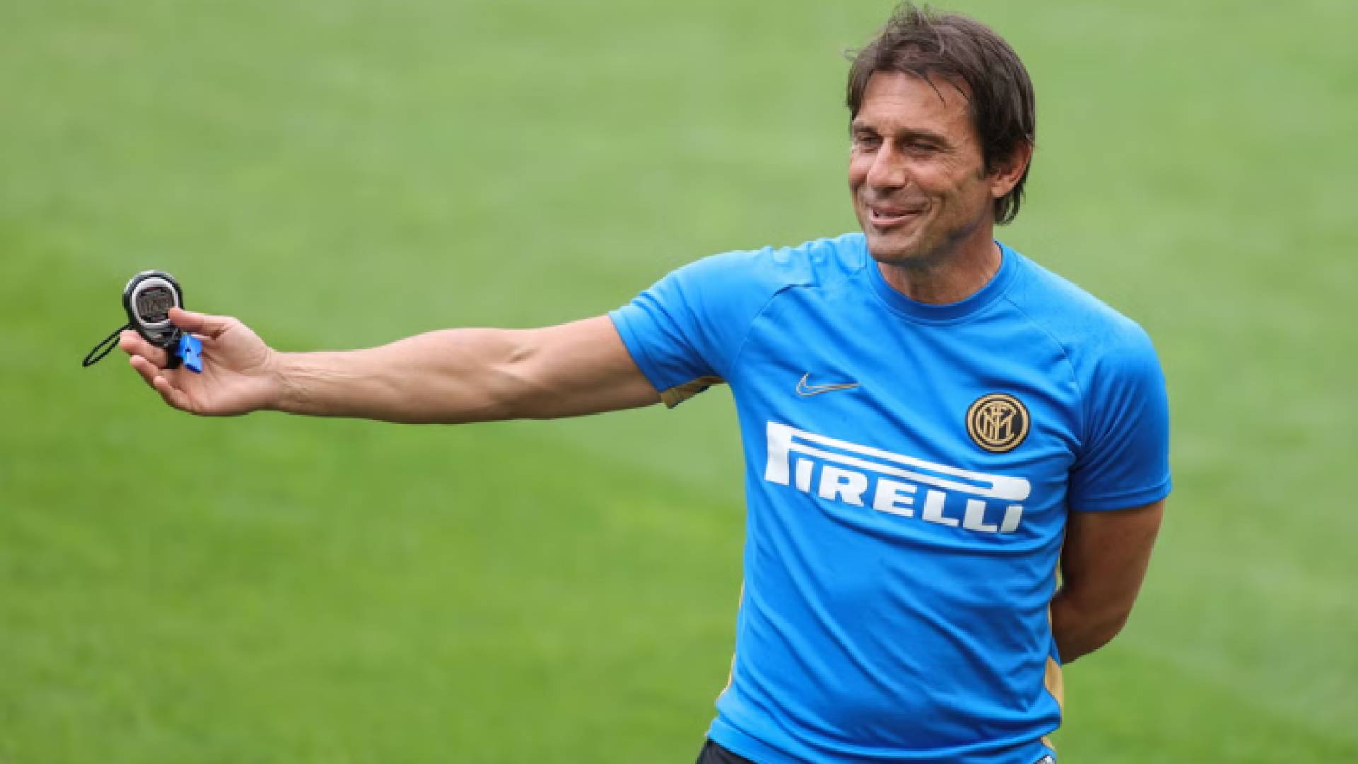 صورة سابقة للمدرب كونتي