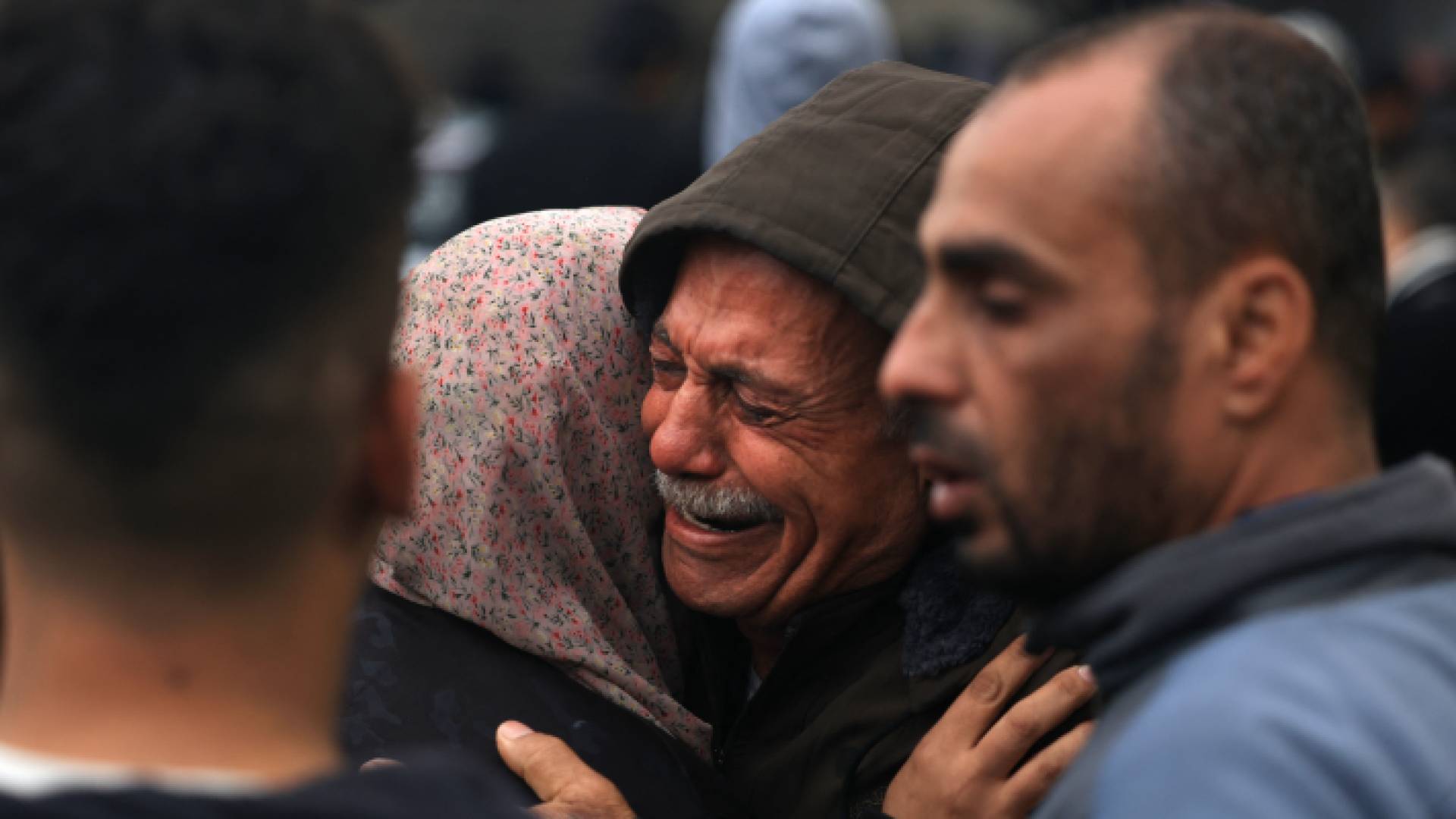 غزيون تحت نيران الاحتلال - أرشيفية