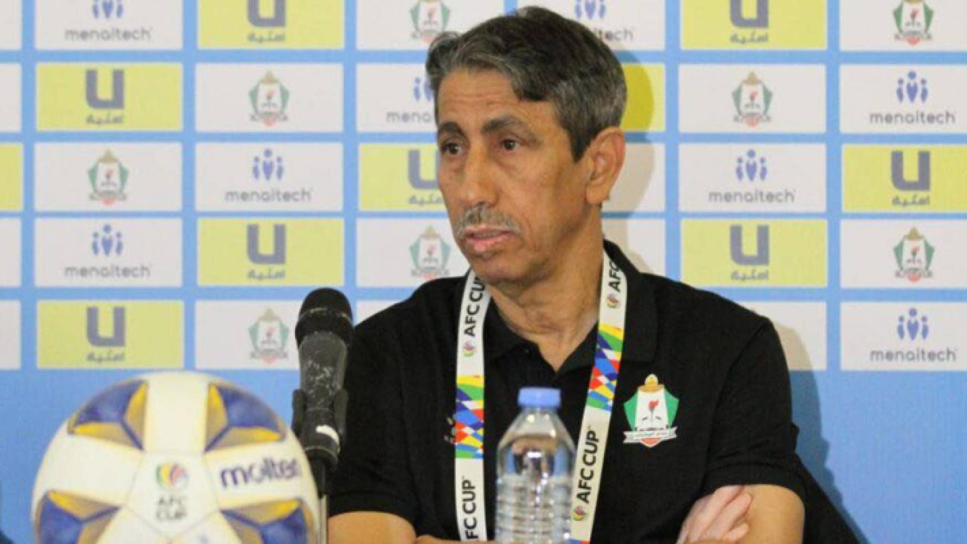المدرب العماني رشيد جابر