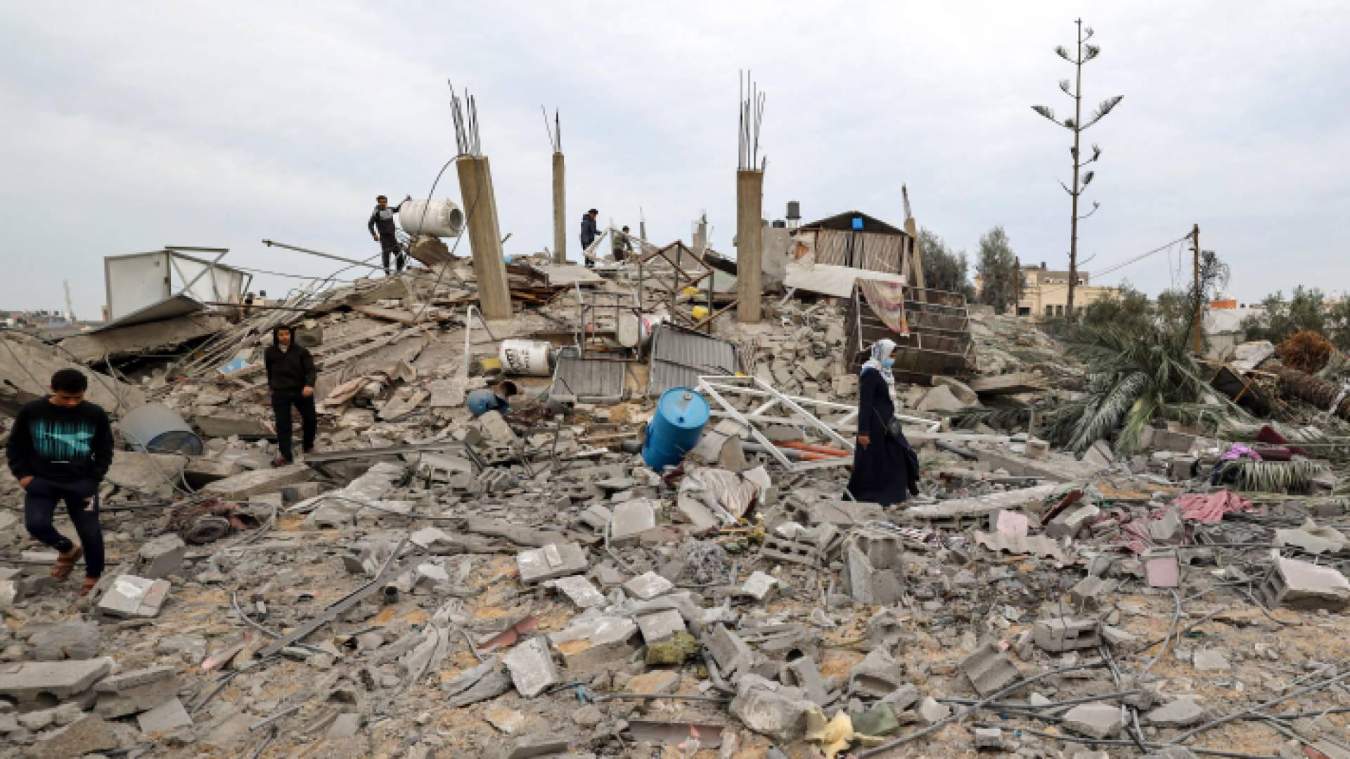 الصورة من الدمار الذي خلفه الاحتلال في غزة