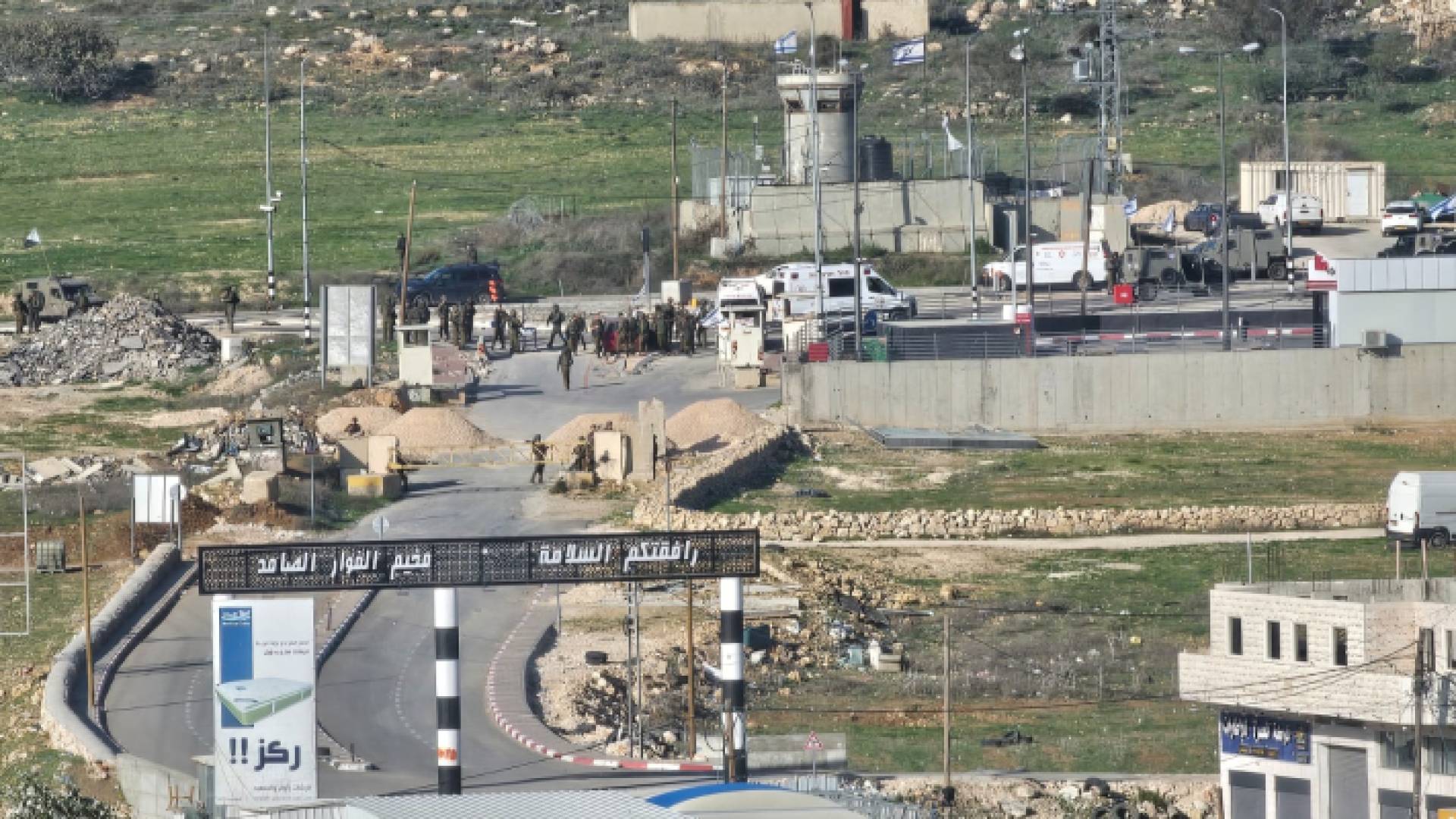 من موقع عملية الدعس عند مدخل مخيم الفوار في الخليل