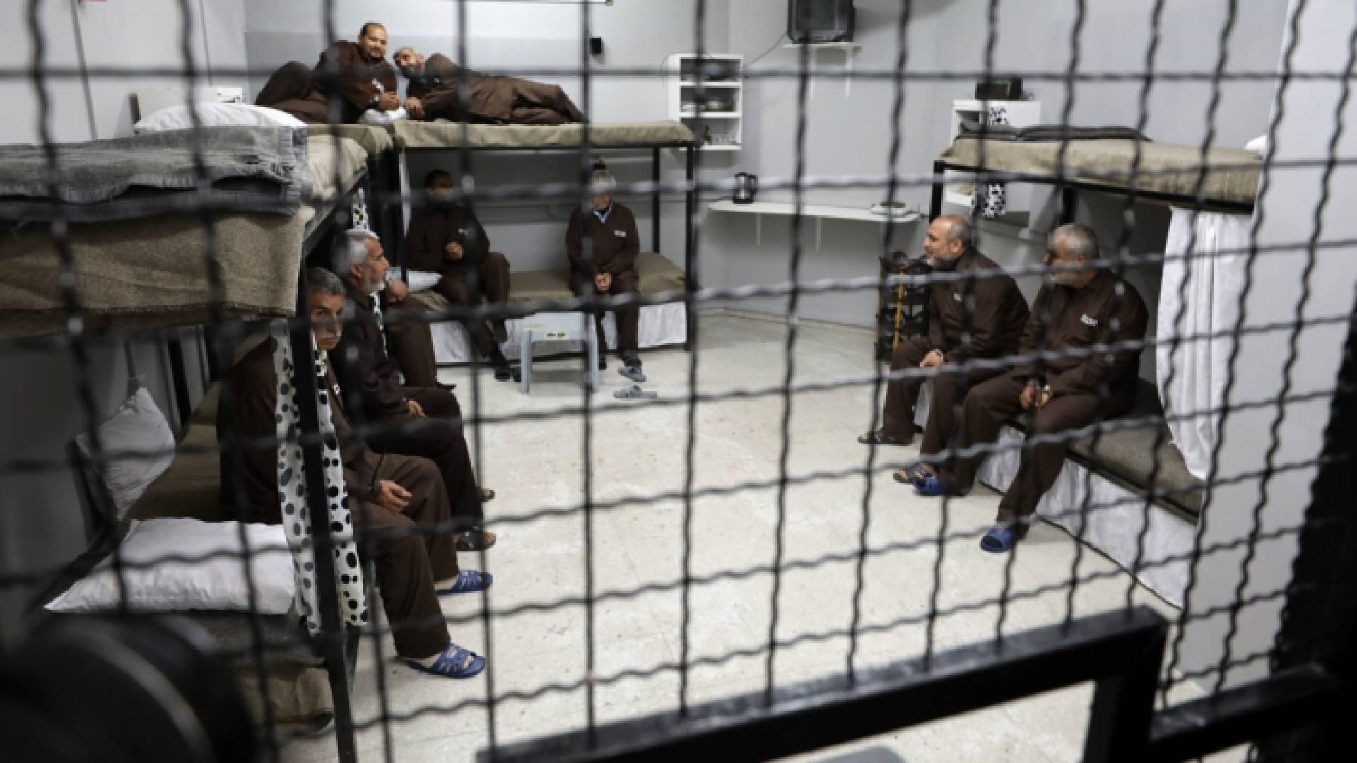 سجون الاحتلال