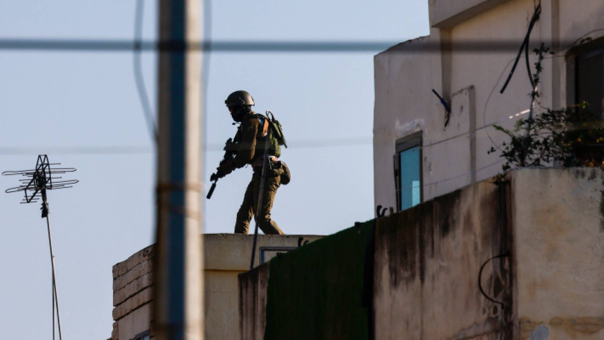 قوات الاحتلال تقتحم بلدات في الضفة الغربية