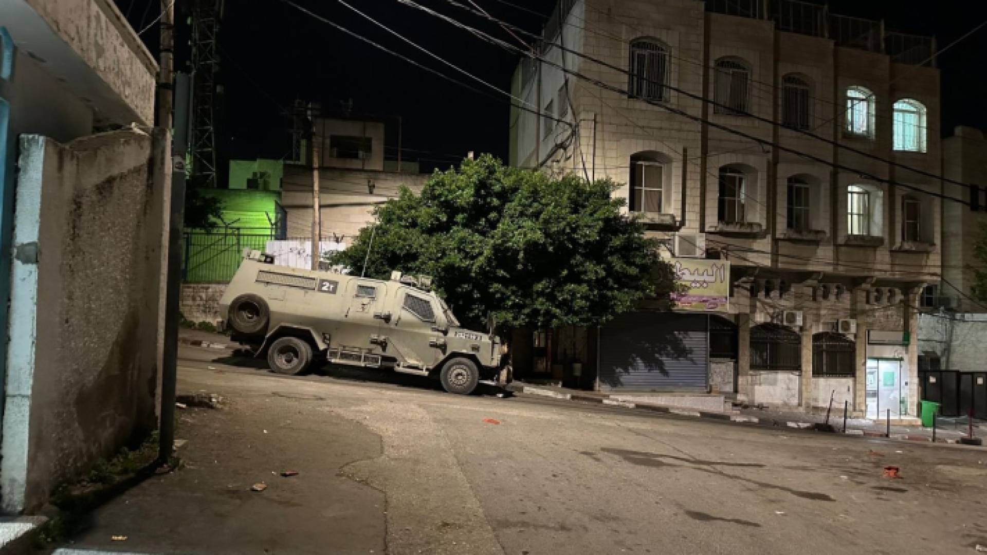 آلية عسكرية للاحتلال الإسرائيلي في مخيم نور شمس بطولكرم