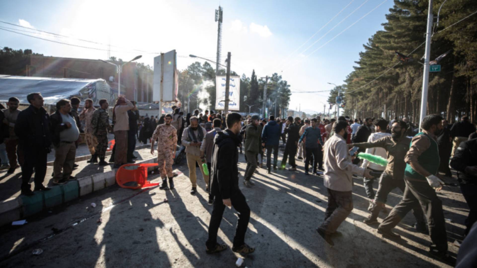 لقطة بالقرب من موقع الانفجارات في إيران