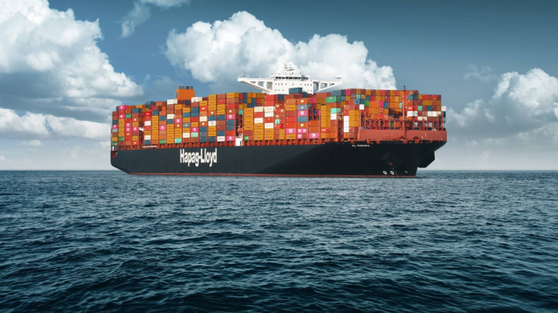 سفينة تابعة لشركة "هاباج لويد"