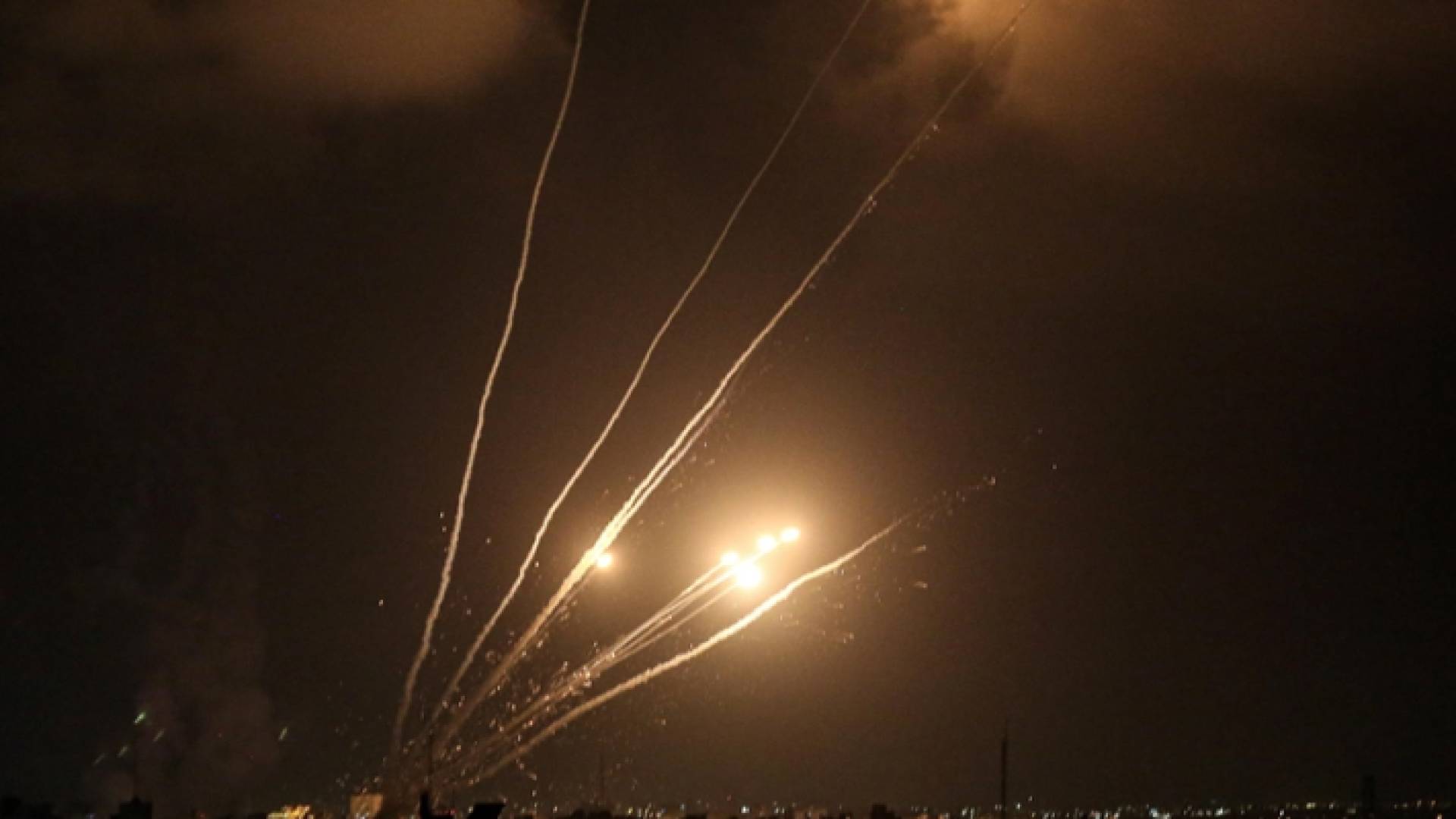 رشقات صاروخية