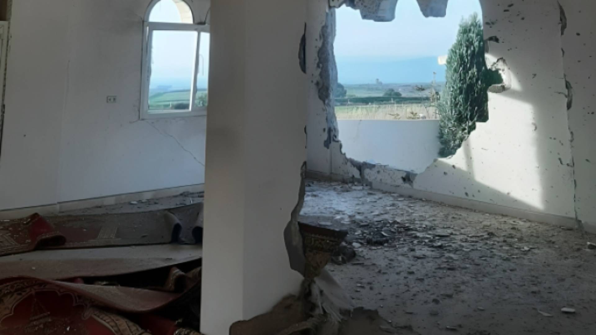 آثار العدوان على المسجد