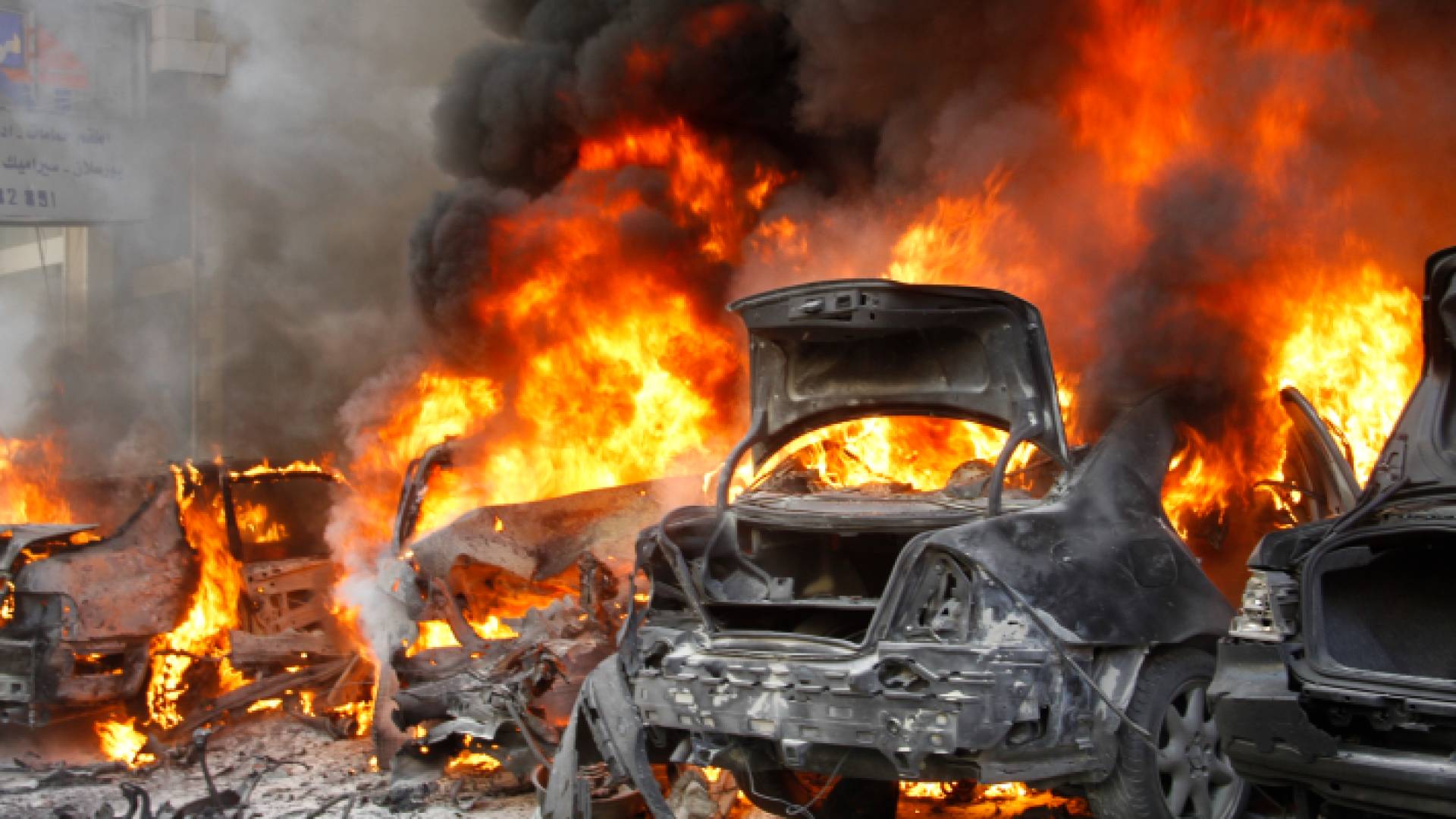 مركبة محترقة