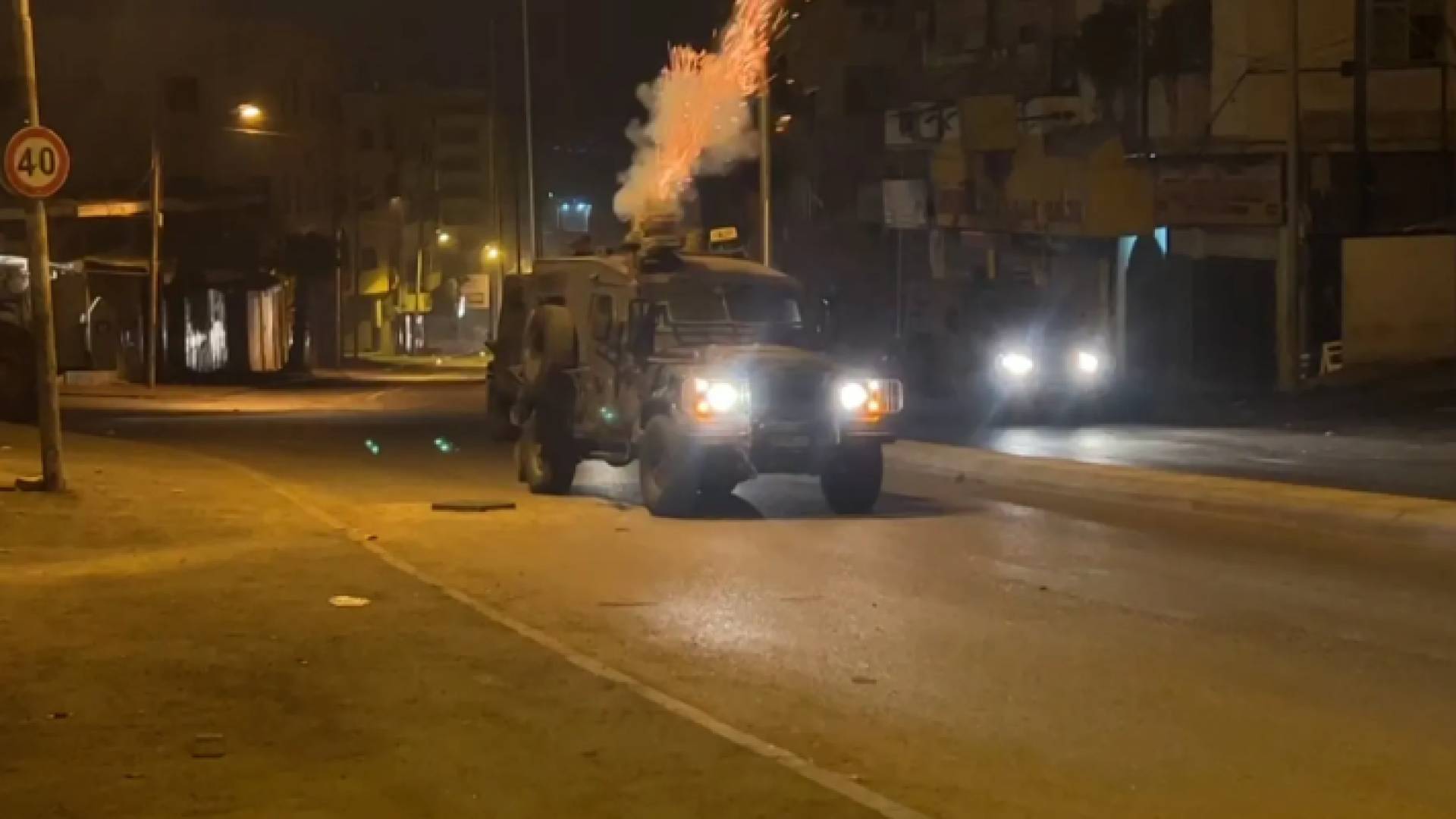 قوات الاحتلال خلال اقتحامها مدن في الضفة الغربية