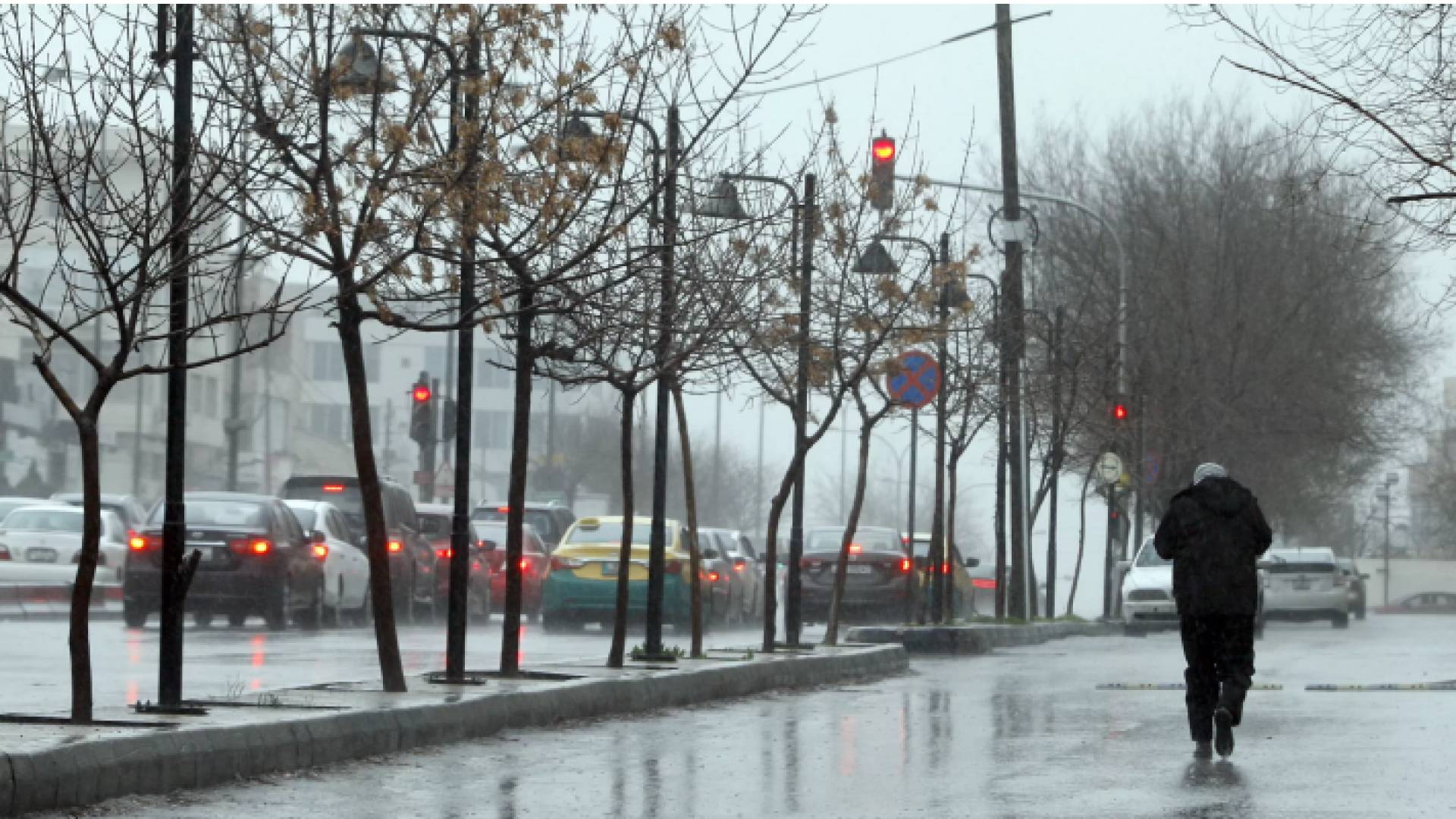 تساقط الأمطار