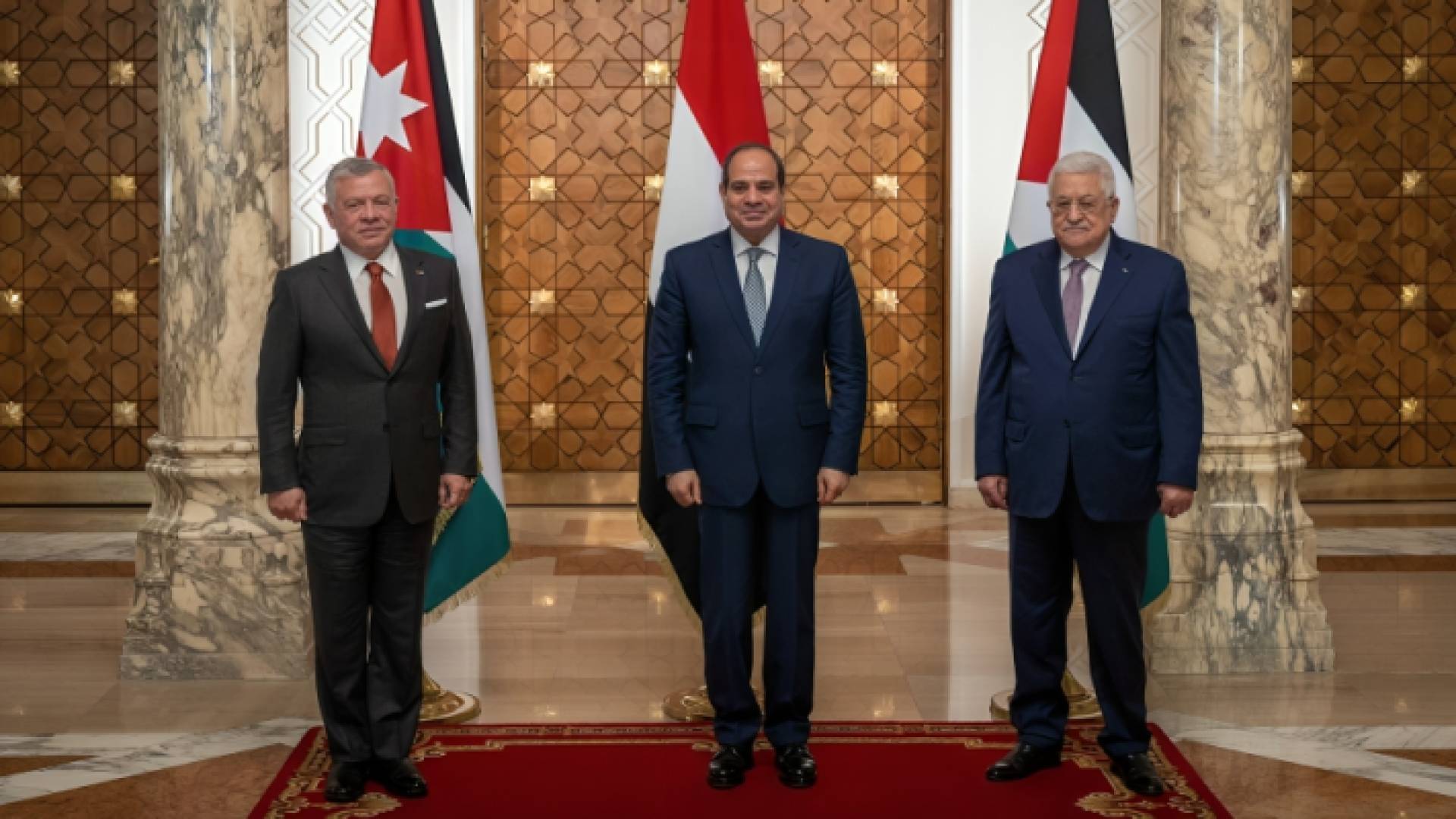 يعقد جلالة الملك عبدالله الثاني قمة ثلاثية في العقبة