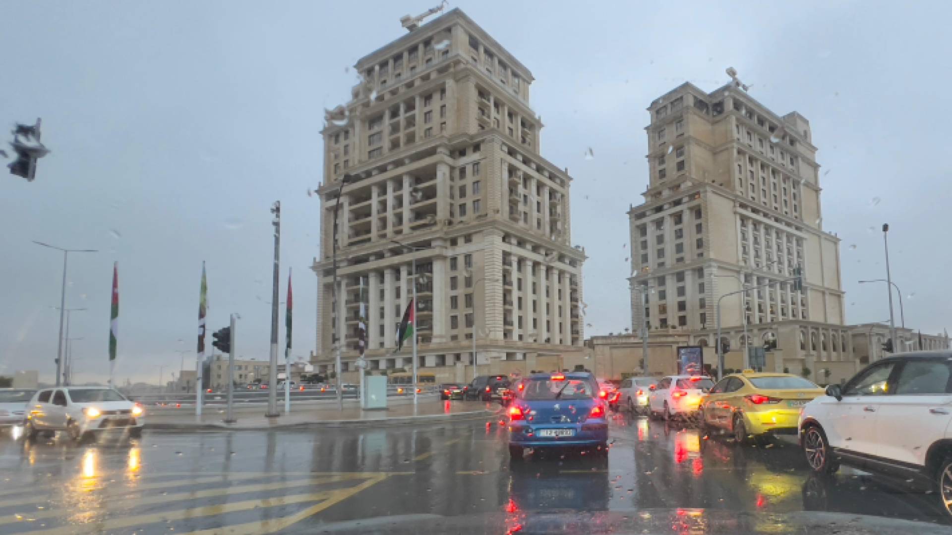 طقس ماطر في الأردن