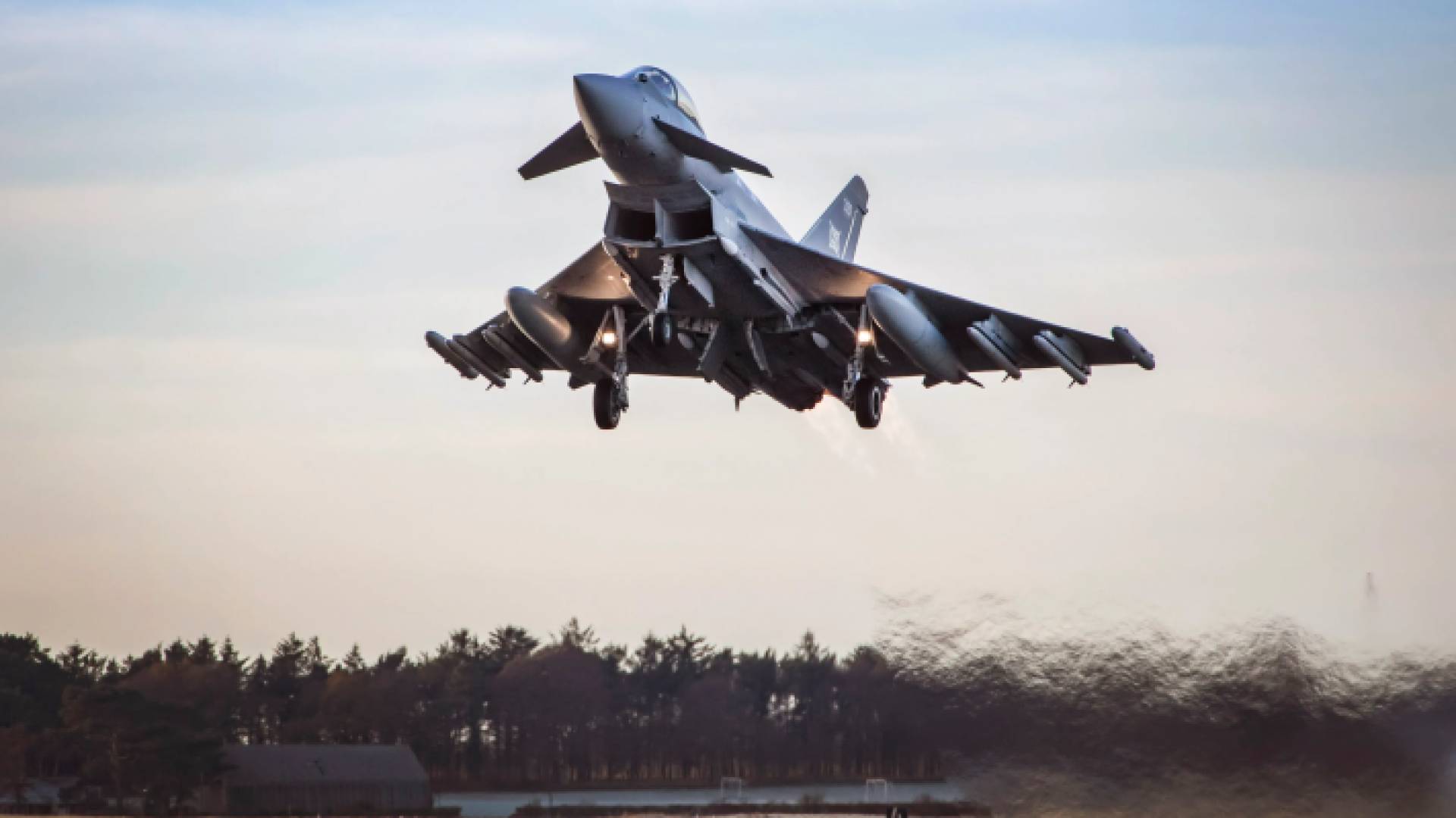 طائرة حربية - تعبيرية