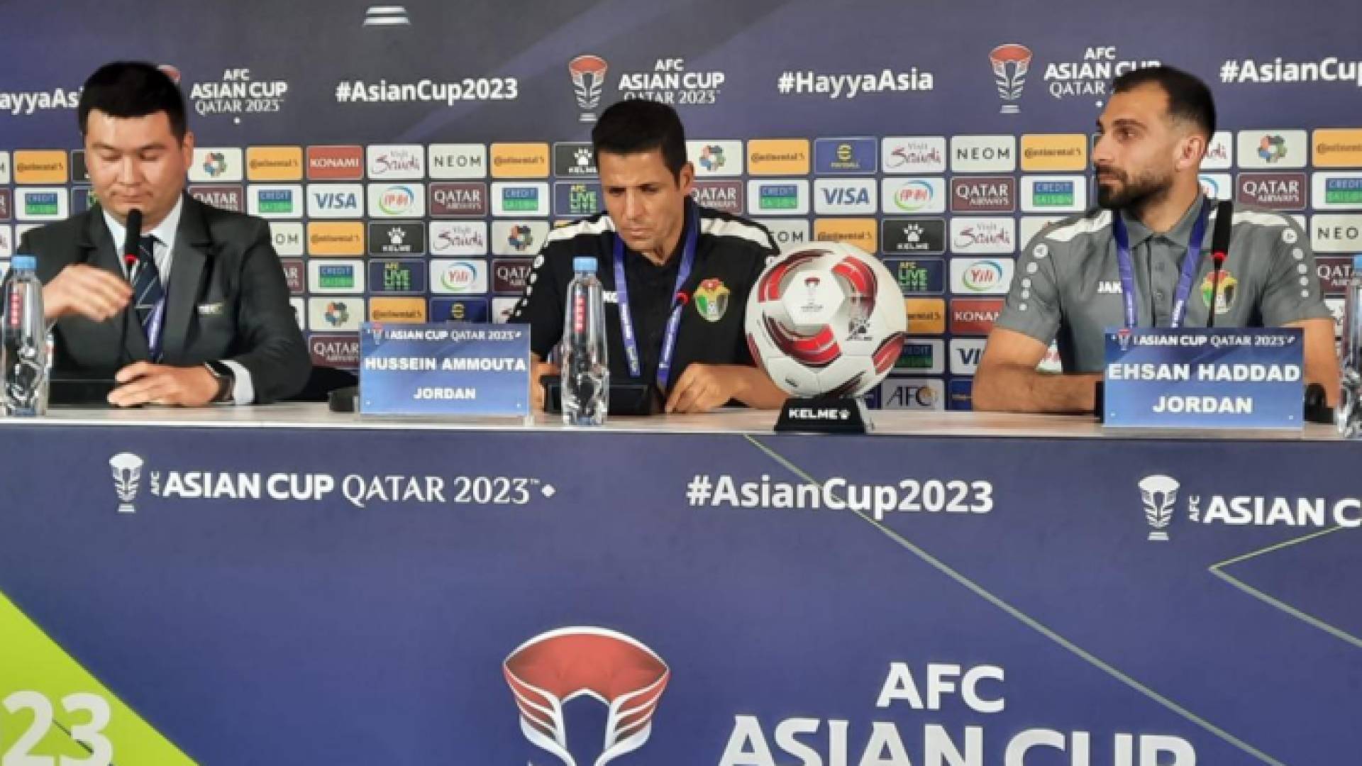 من المؤتمر الصحفي