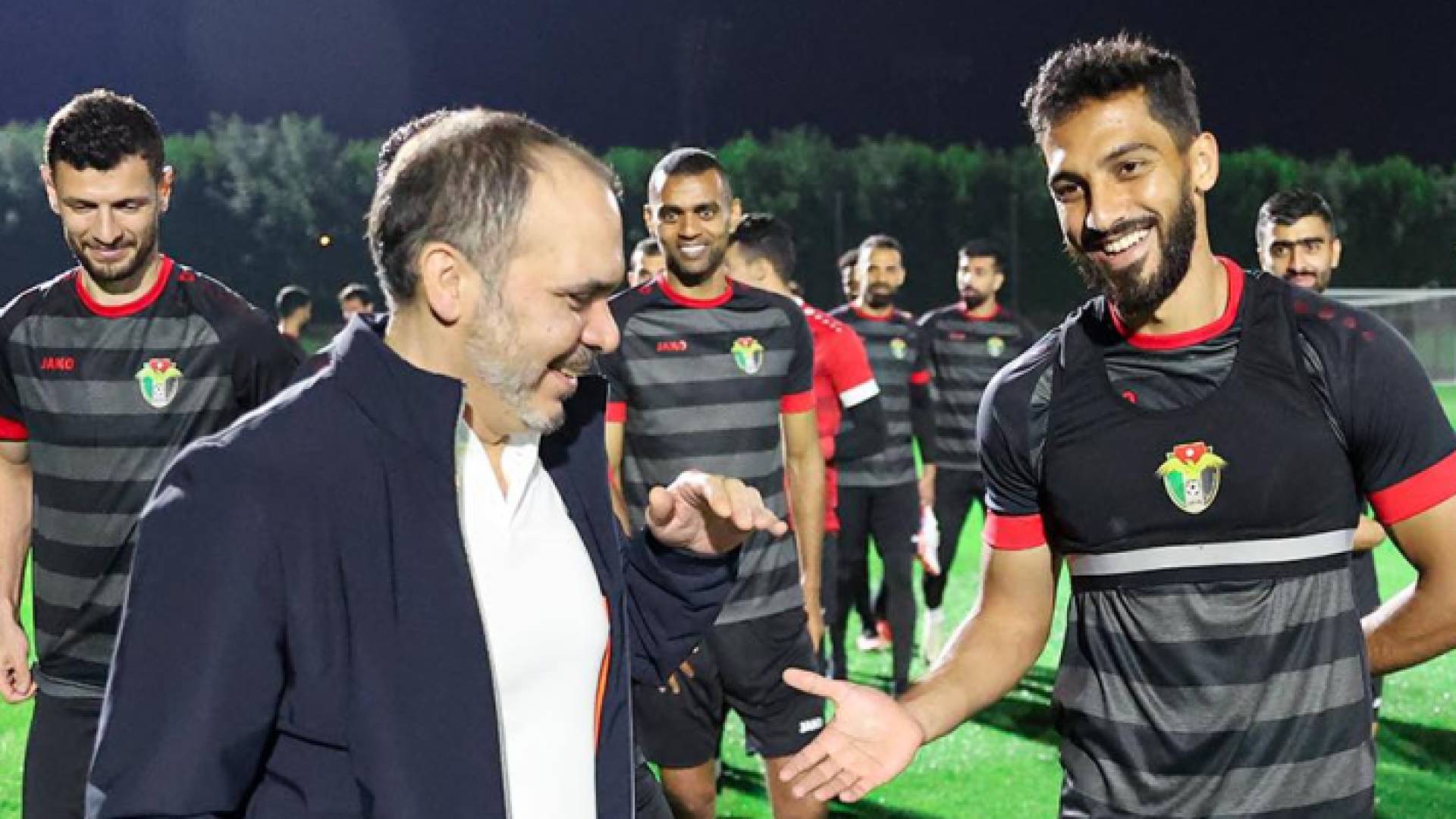 الأمير علي رفقة لاعب المنتخب الوطني موسى التعمري