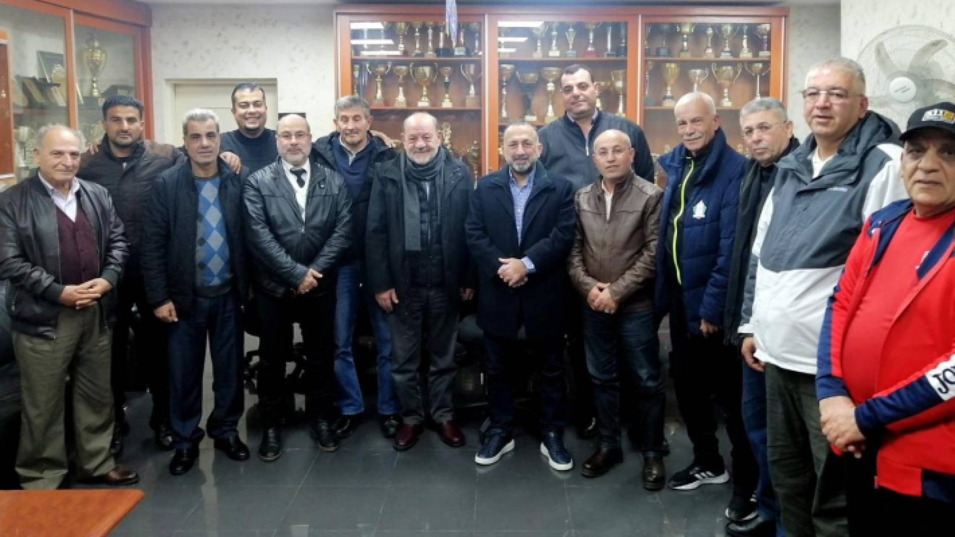 من زيارة الوحدات لنادي الجزيرة