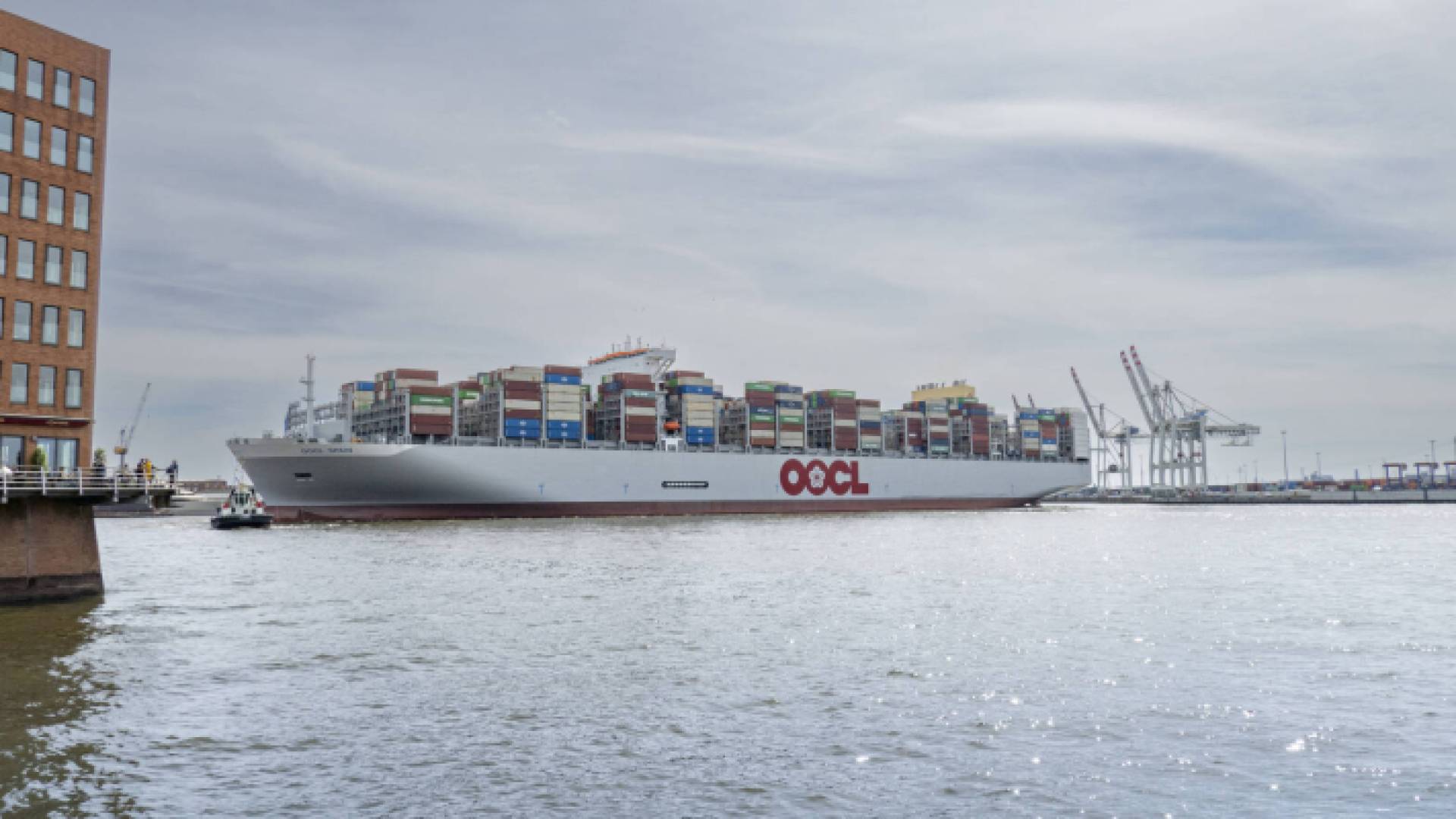 سفينة شحن تابعة لشركة شحن دنماركية