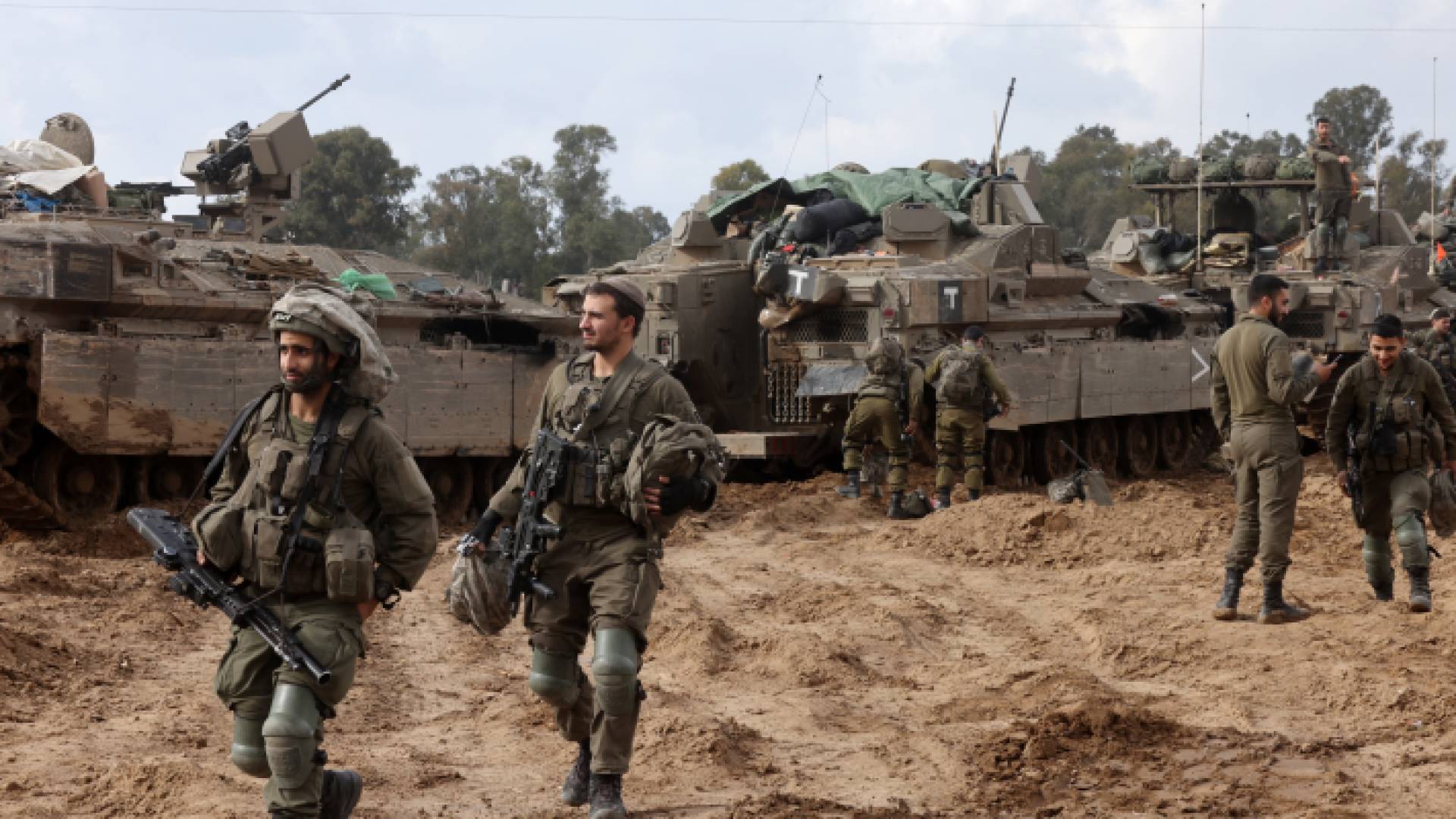 جنود من جيش الاحتلال على حدود غزة - AFP