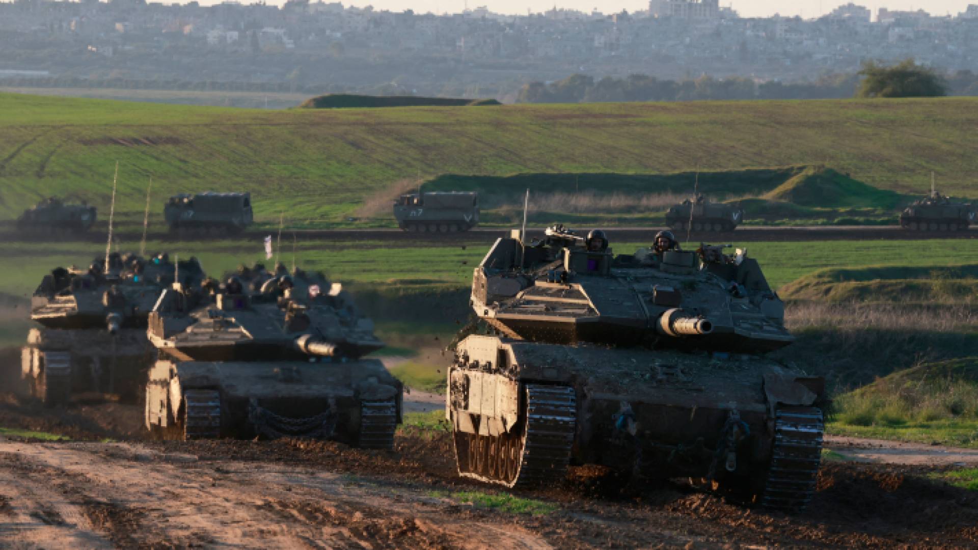 آليات جيش الاحتلال