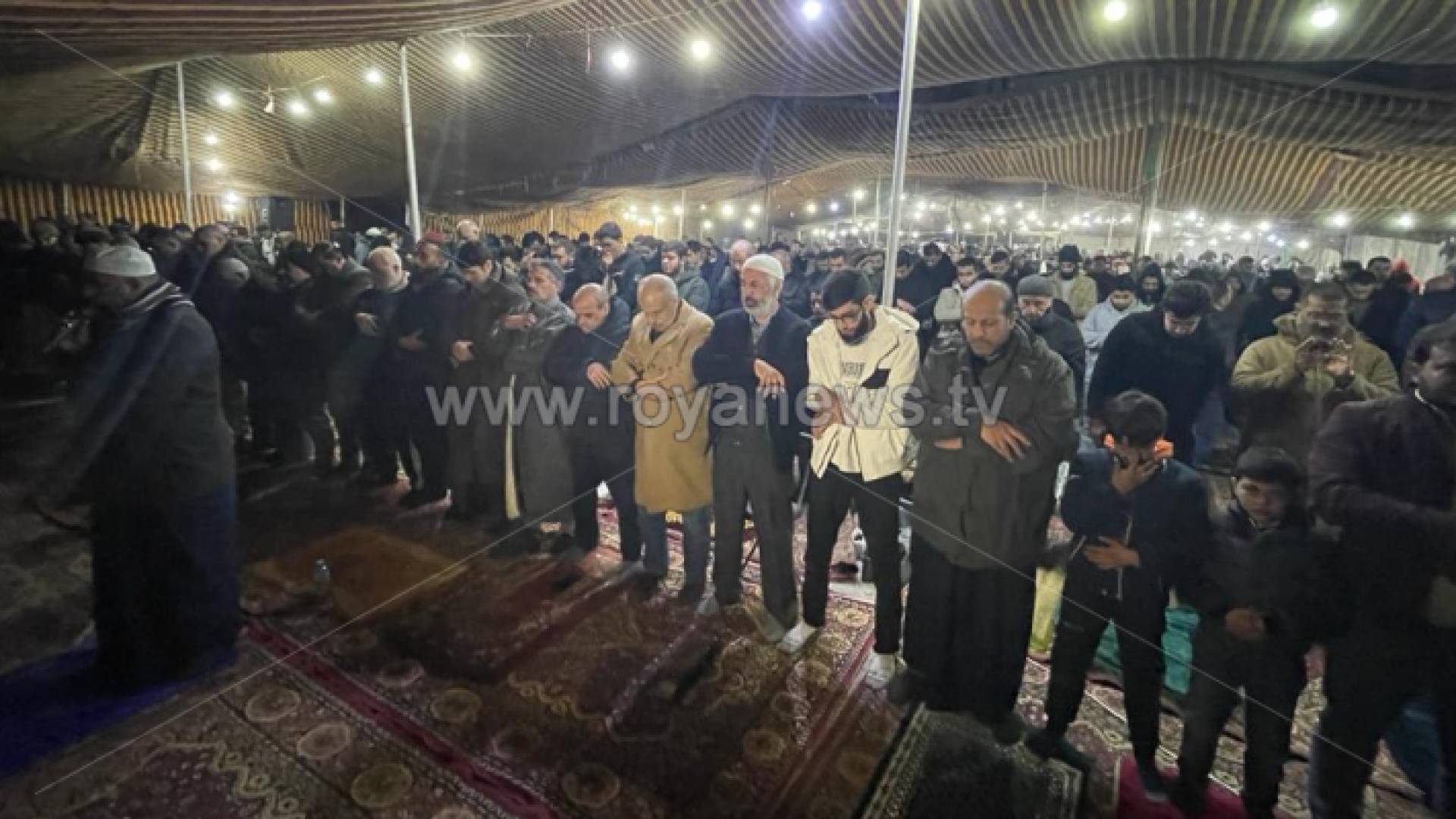 أردنيون "يقيمون الليل نصرة لغزة