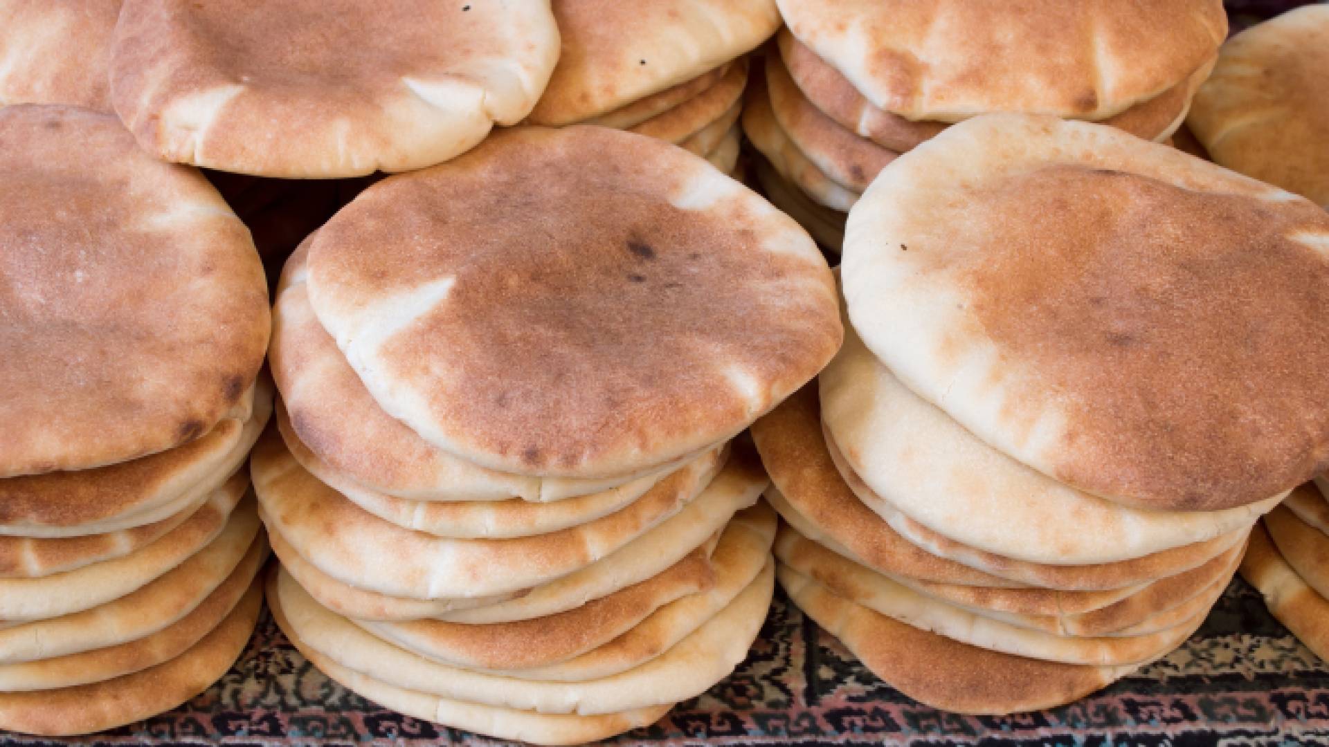 مادة الخبز - أرشيفية