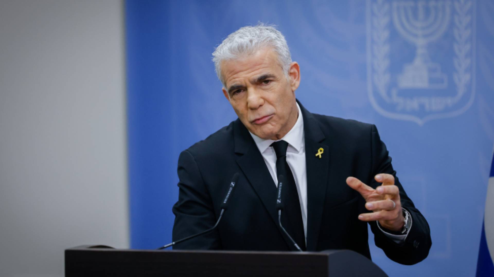 يائير لابيد زعيم المعارضة في تل أبيب