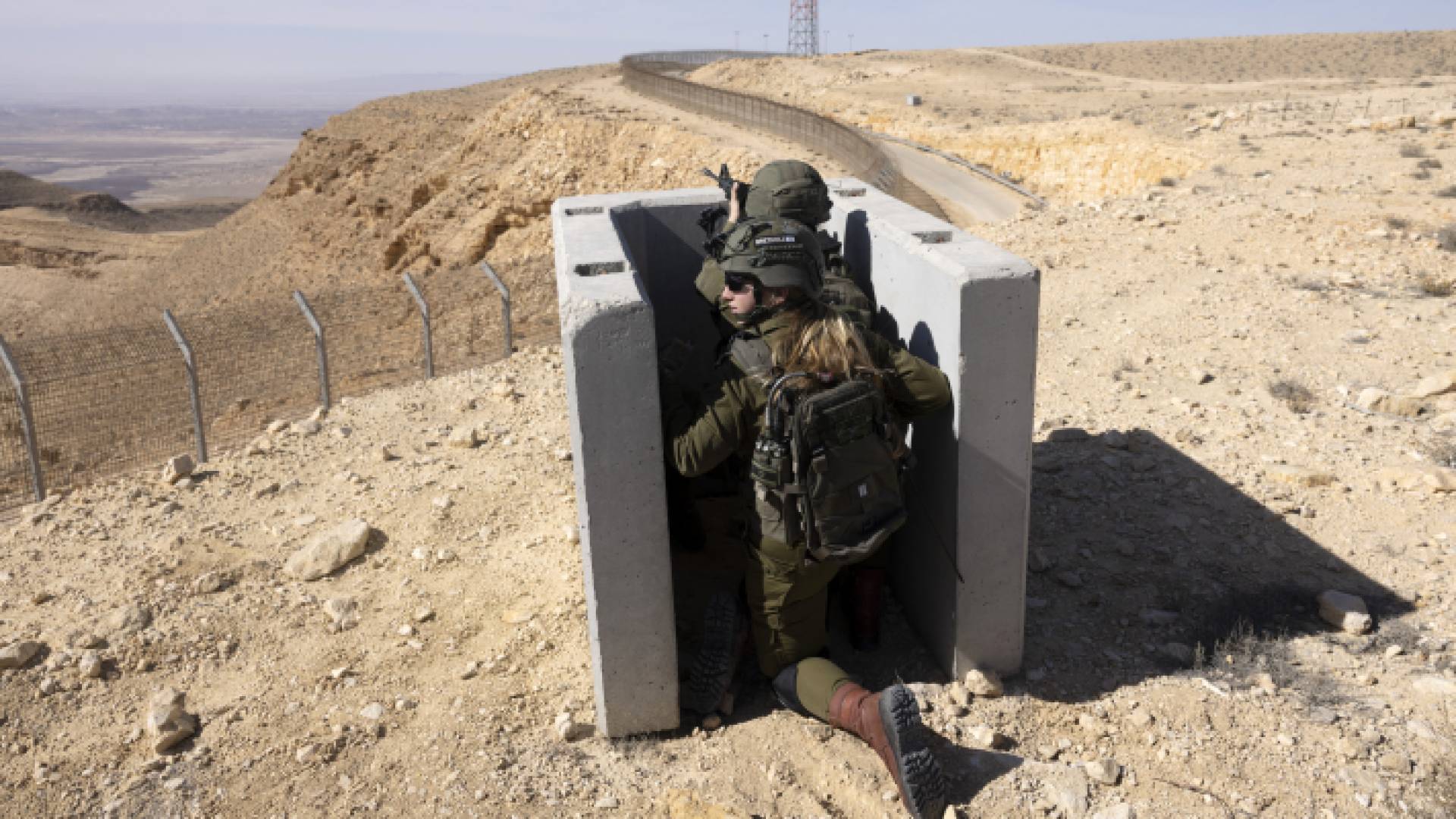 مجندات في جيش الاحتلال