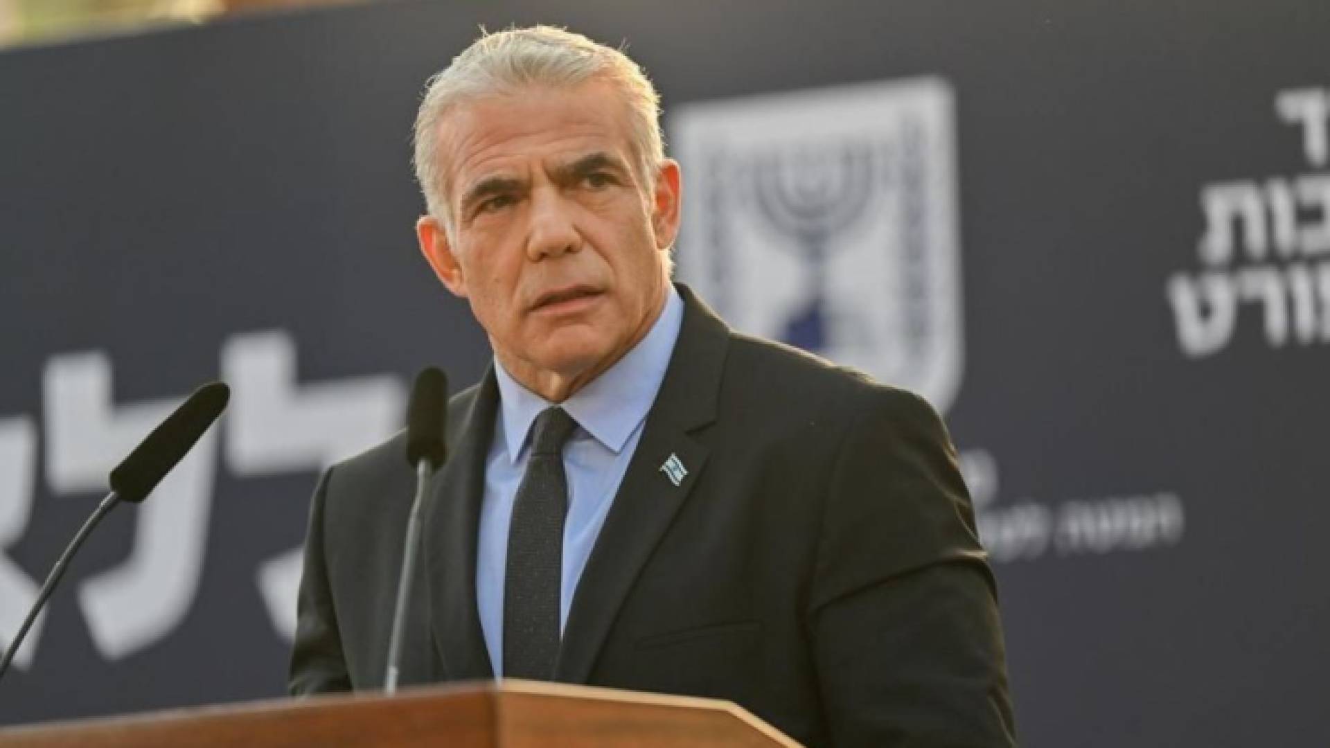 يائير لابيد زعيم المعارضة في تل أبيب