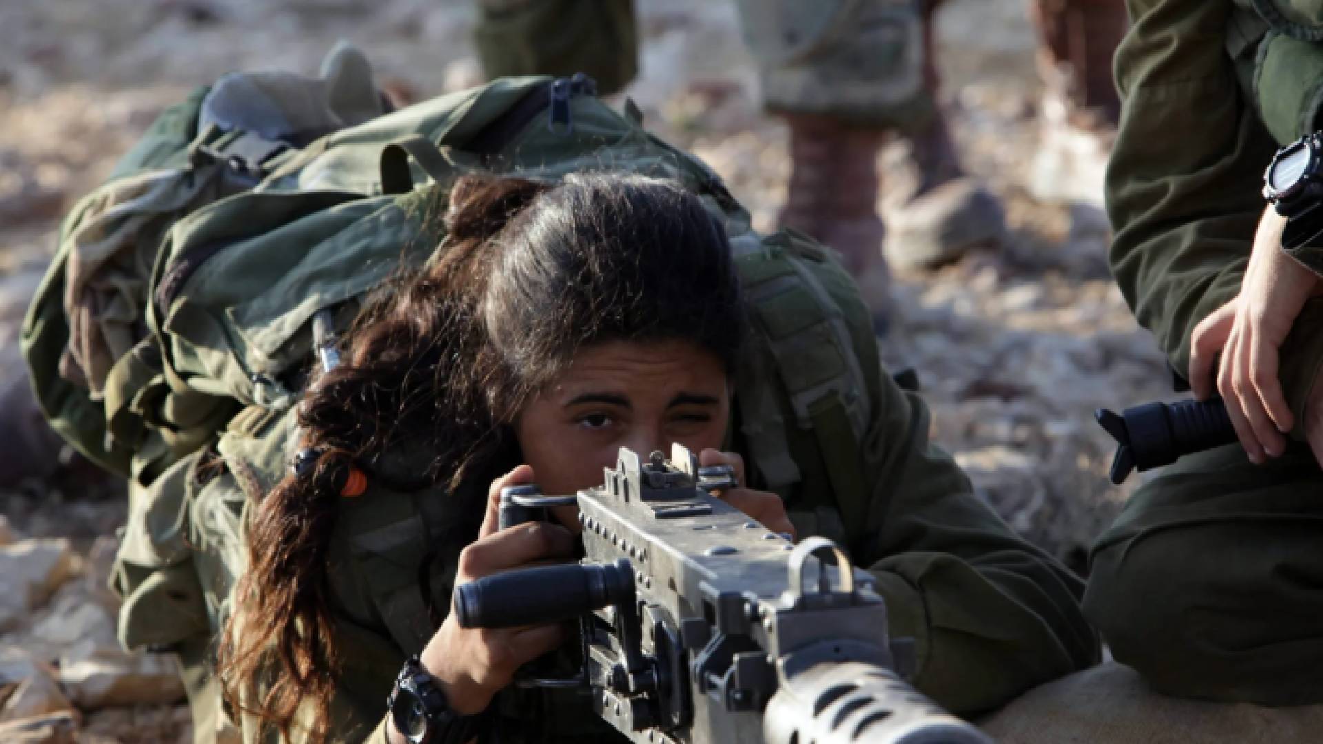 مجندة في جيش الاحتلال