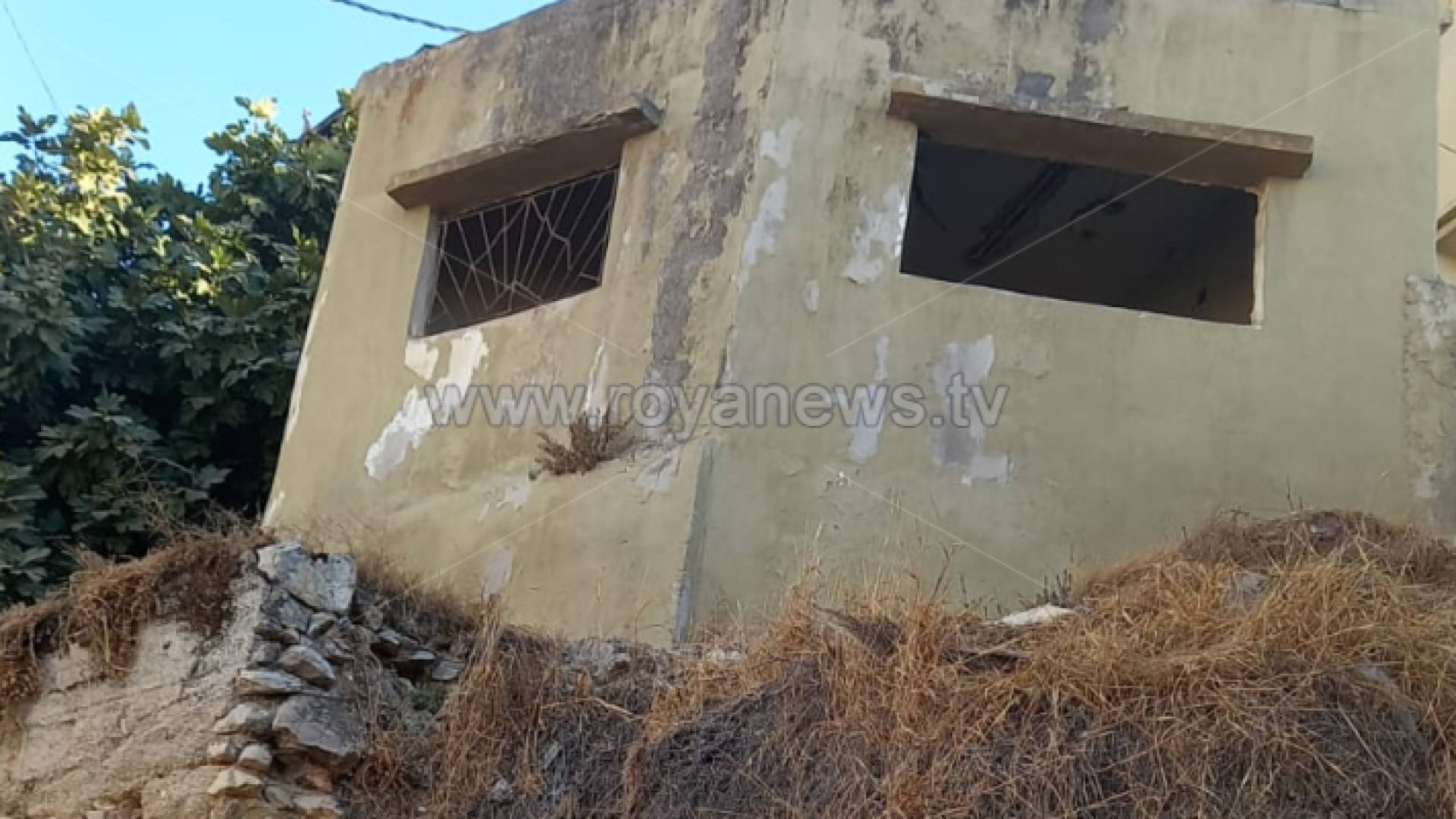 الصورة من انهيار أجزاء من المنزل