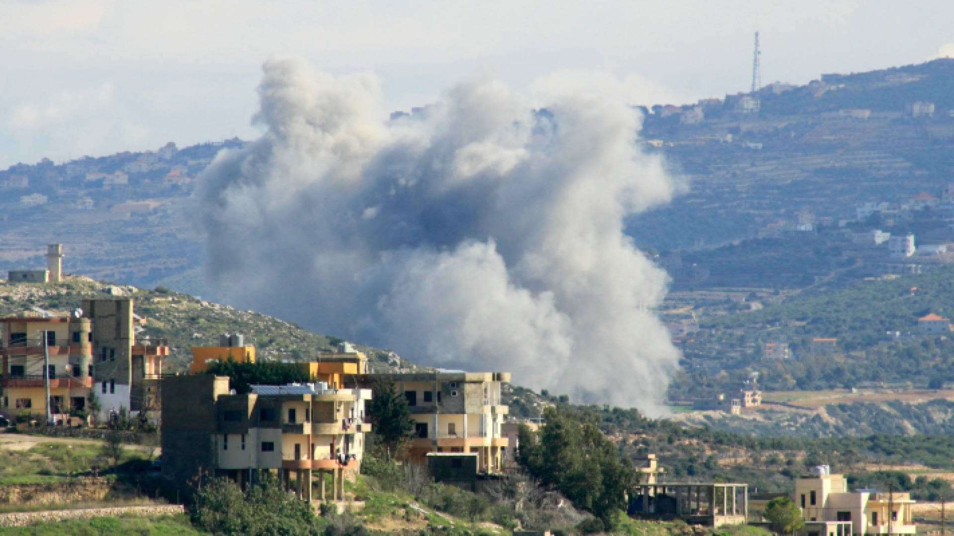 قذائف على الحدود بين لبنان وفلسطين المحتلة