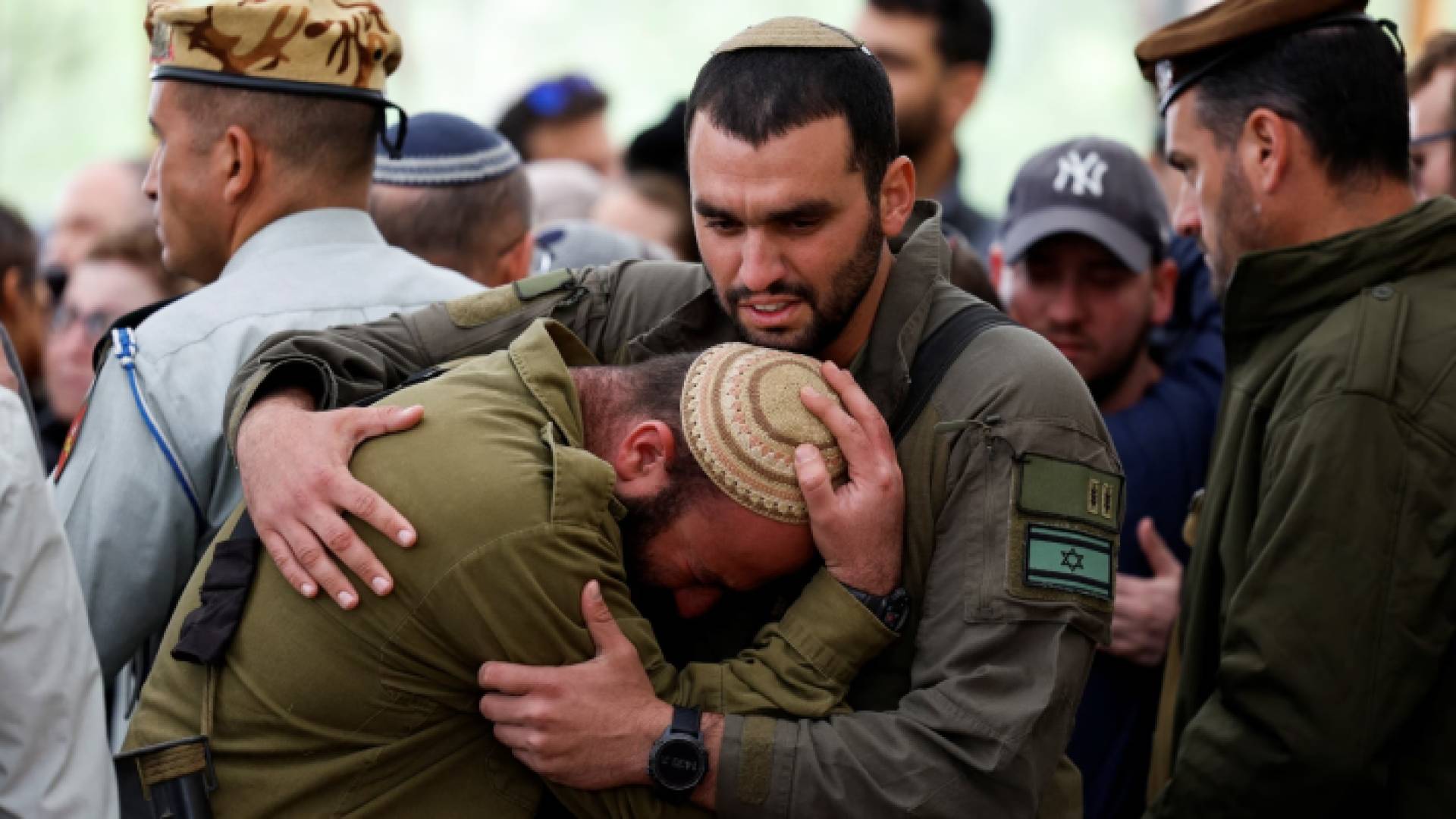 بكاء وعويل جنود الاحتلال