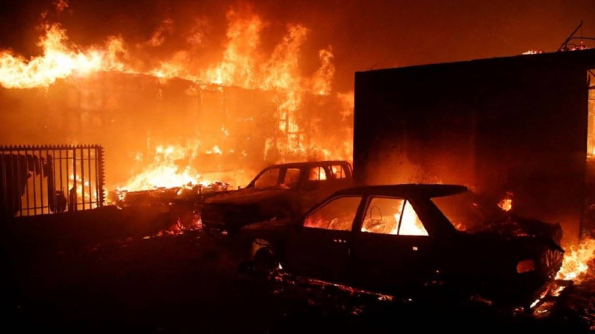 حريق غابات إقليم فالبارايسو في تشيلي