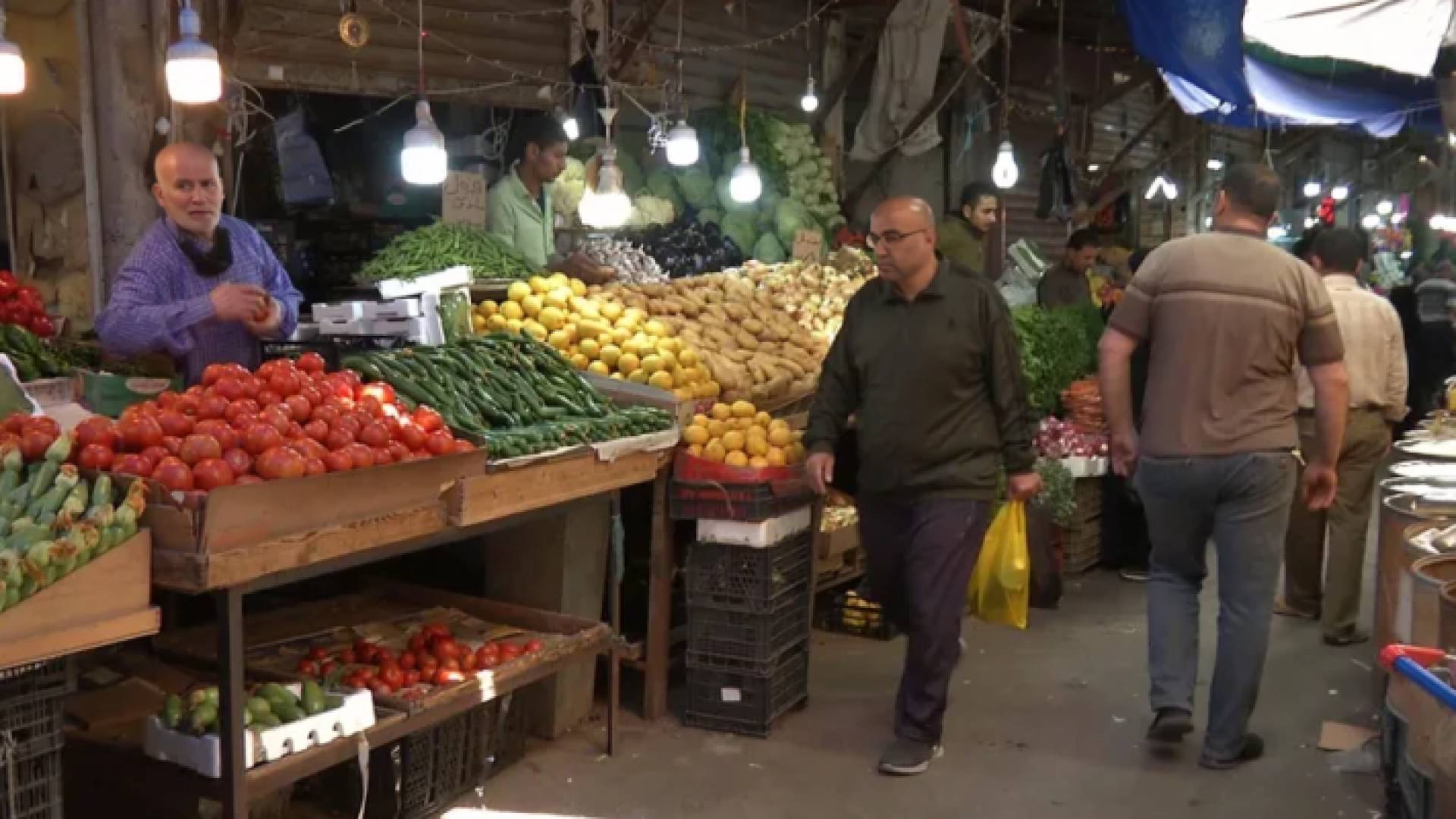 سوق الخضار في وسط البلد "أرشيفية"