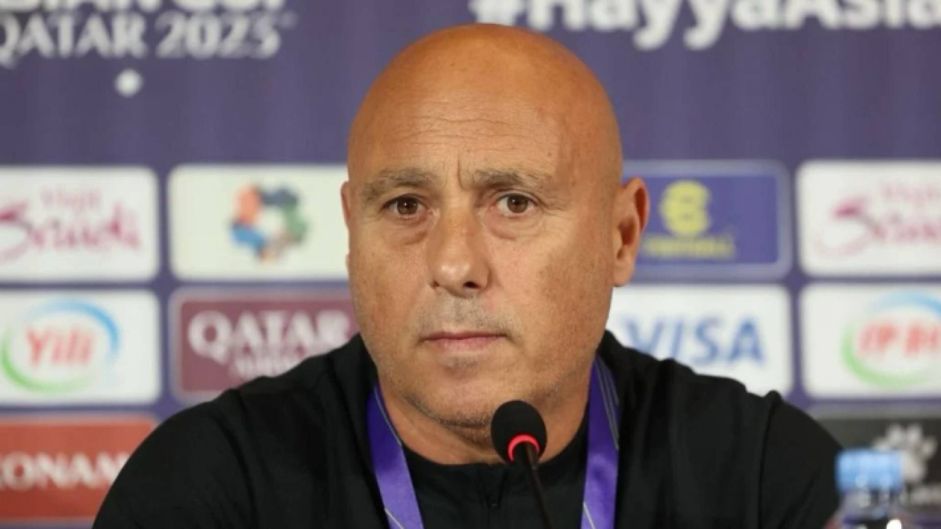 مدرب المنتخب القطري الأول لكرة القدم ماركيز لوبيز