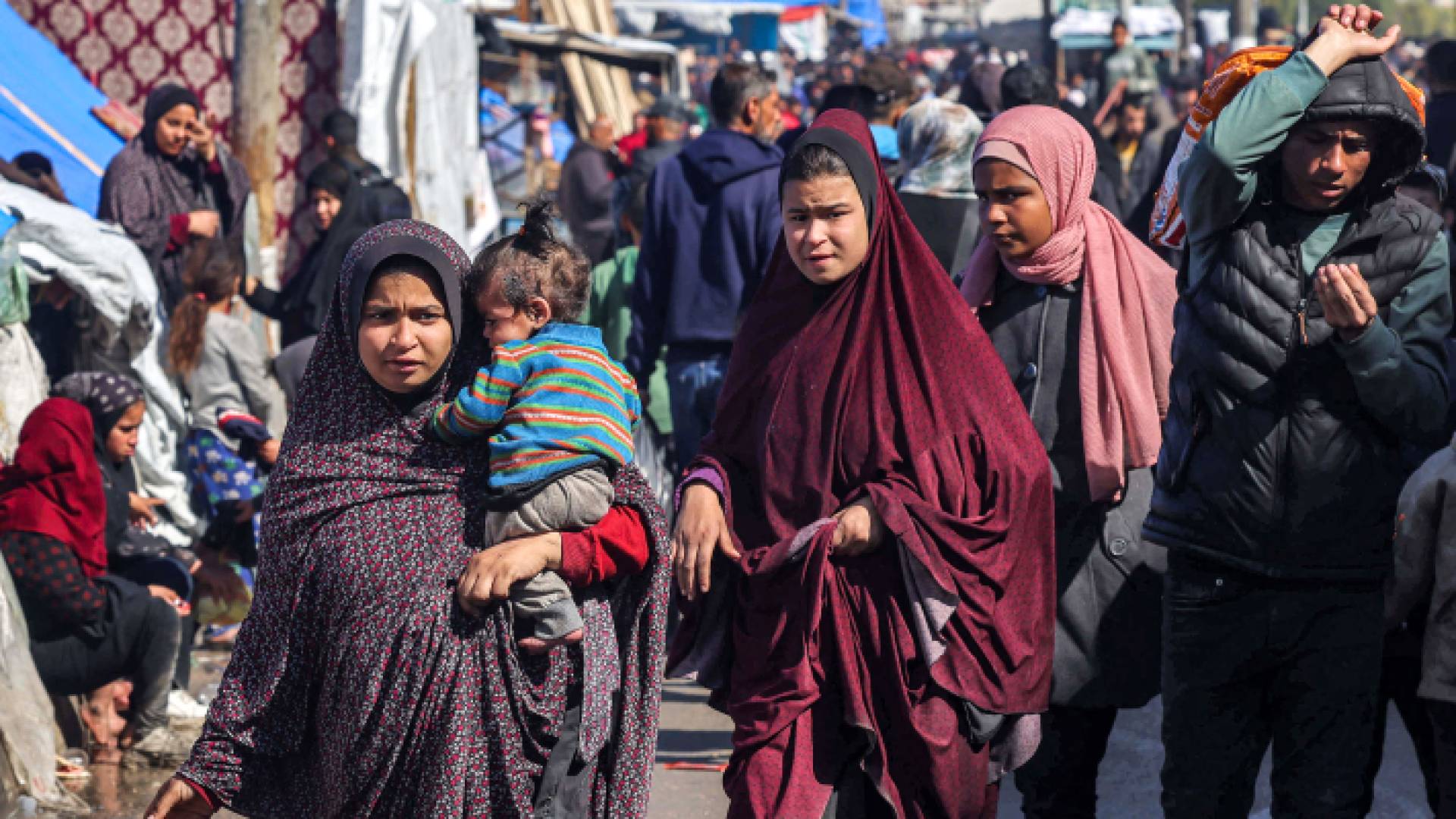 نازحون من شمال قطاع غزة إلى جنوبه