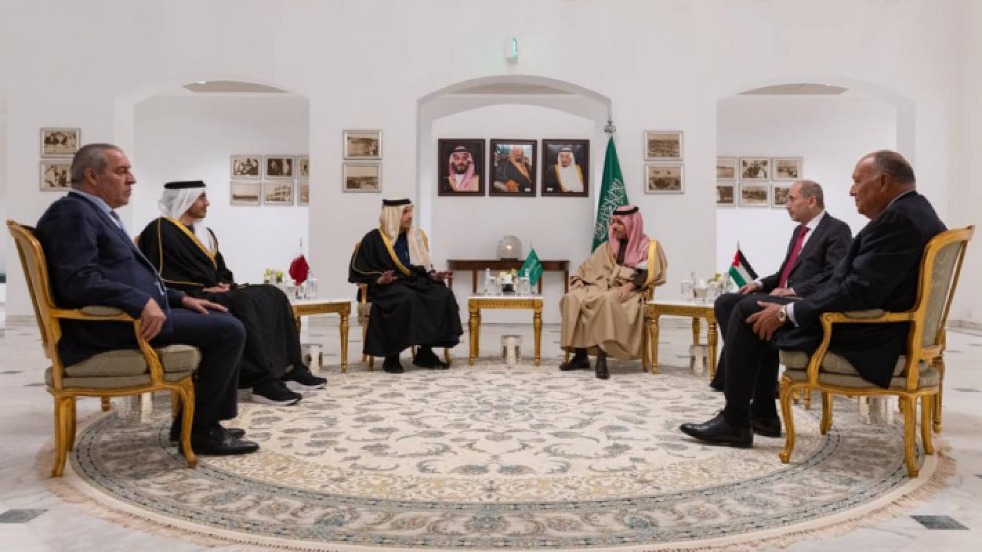 الاجتماع التشاوري في الرياض