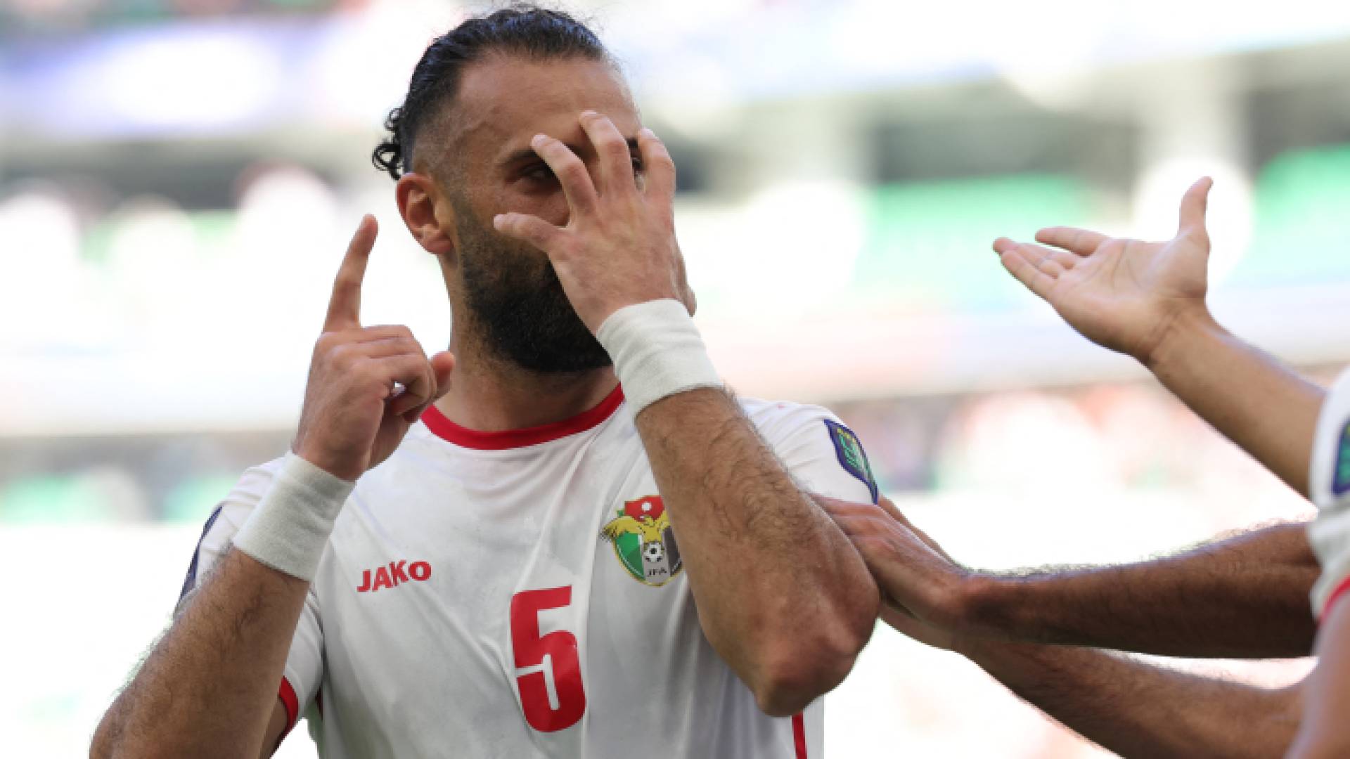 يزن العرب يحتفل بهدف النشامى في مرمى كوريا الجنوبية