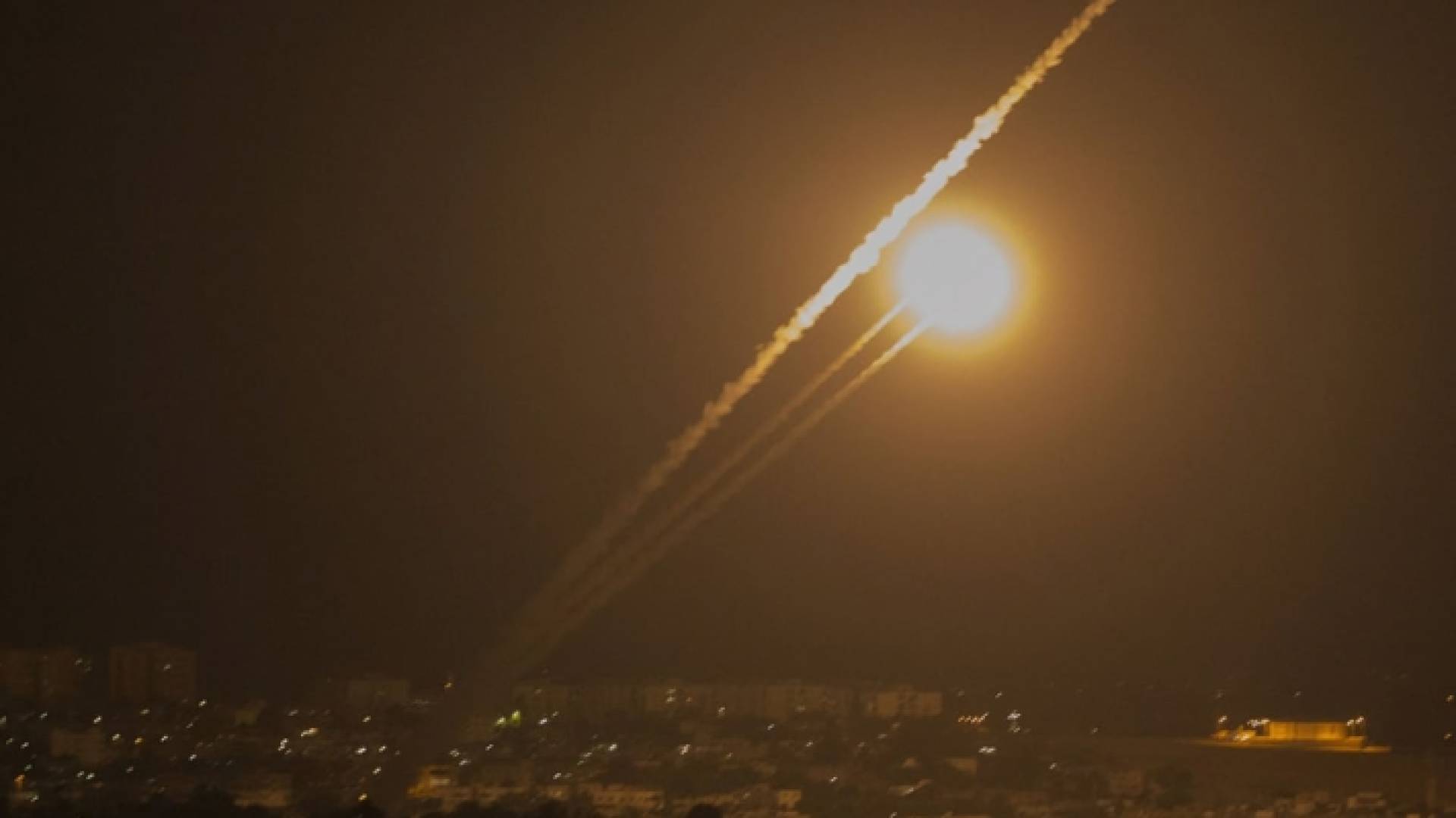 صواريخ في سماء مدن محتلة "أرشيفية"